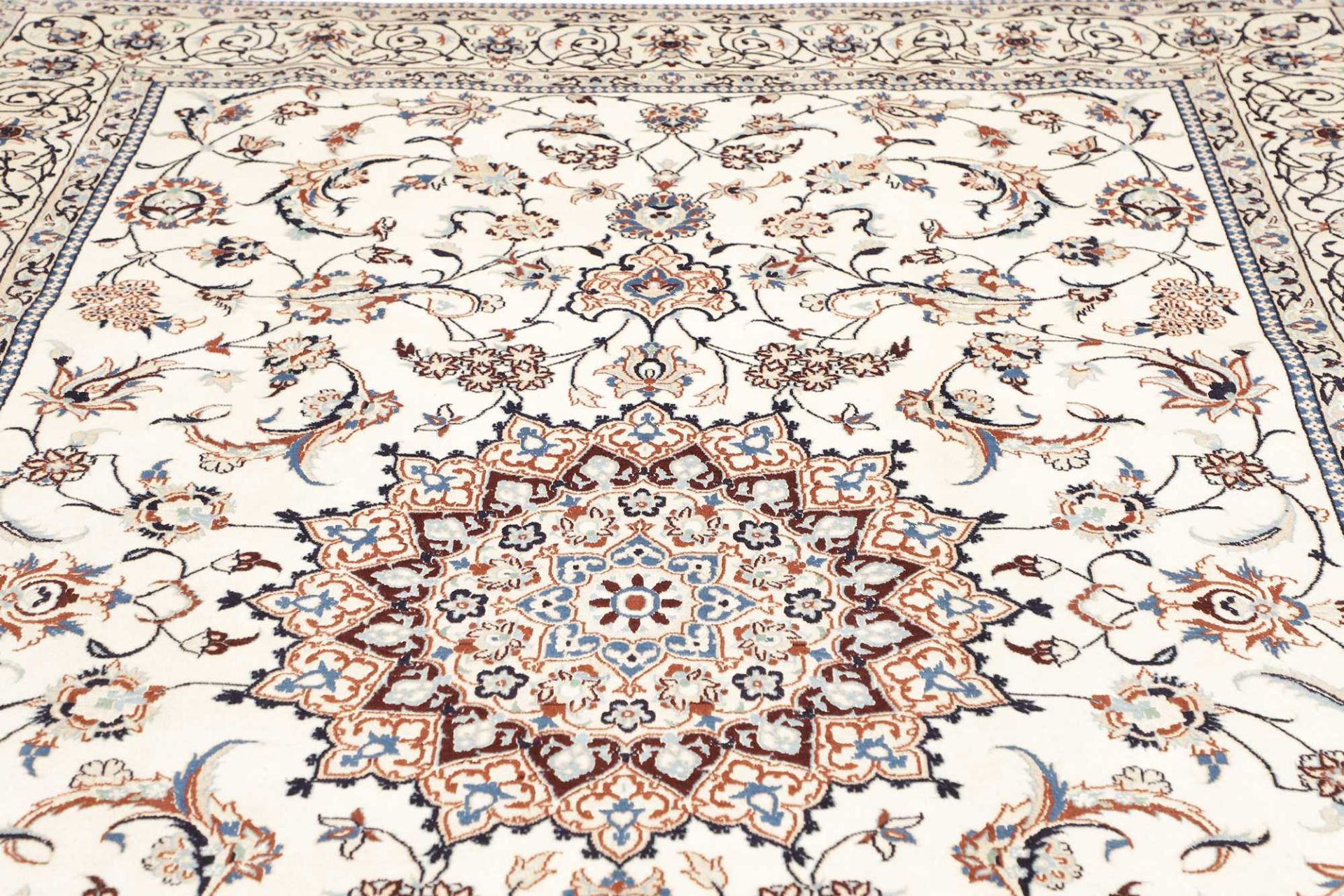 perserteppich-nain-208-x-299-cm-schurwolle-handgeknupft-exklusiv-7 Handgeknüpfter Nain Perserteppich, 208 × 299 cm, Wolle