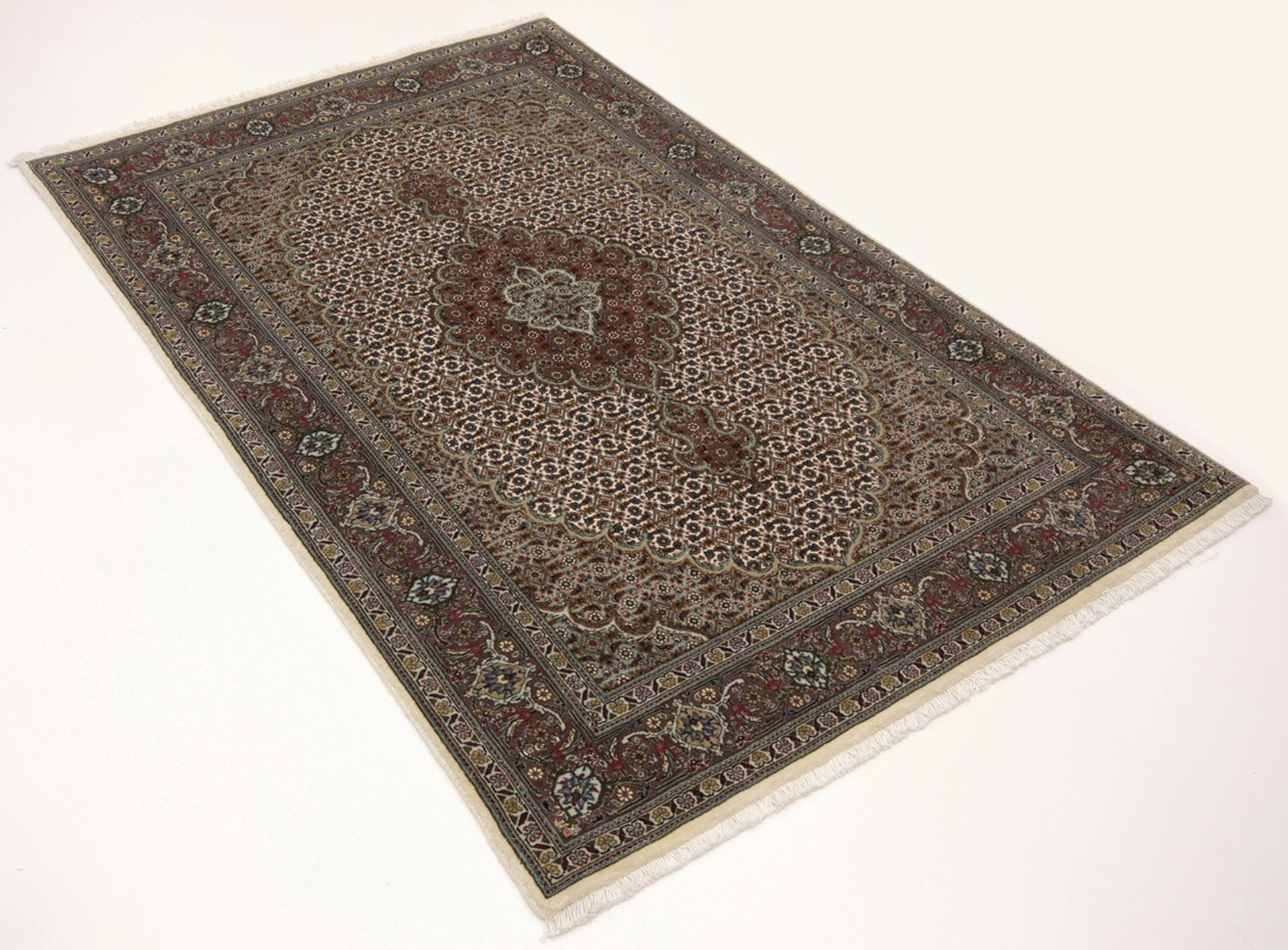 Täbriz Perserteppich aus Iran, 100 × 160 cm
