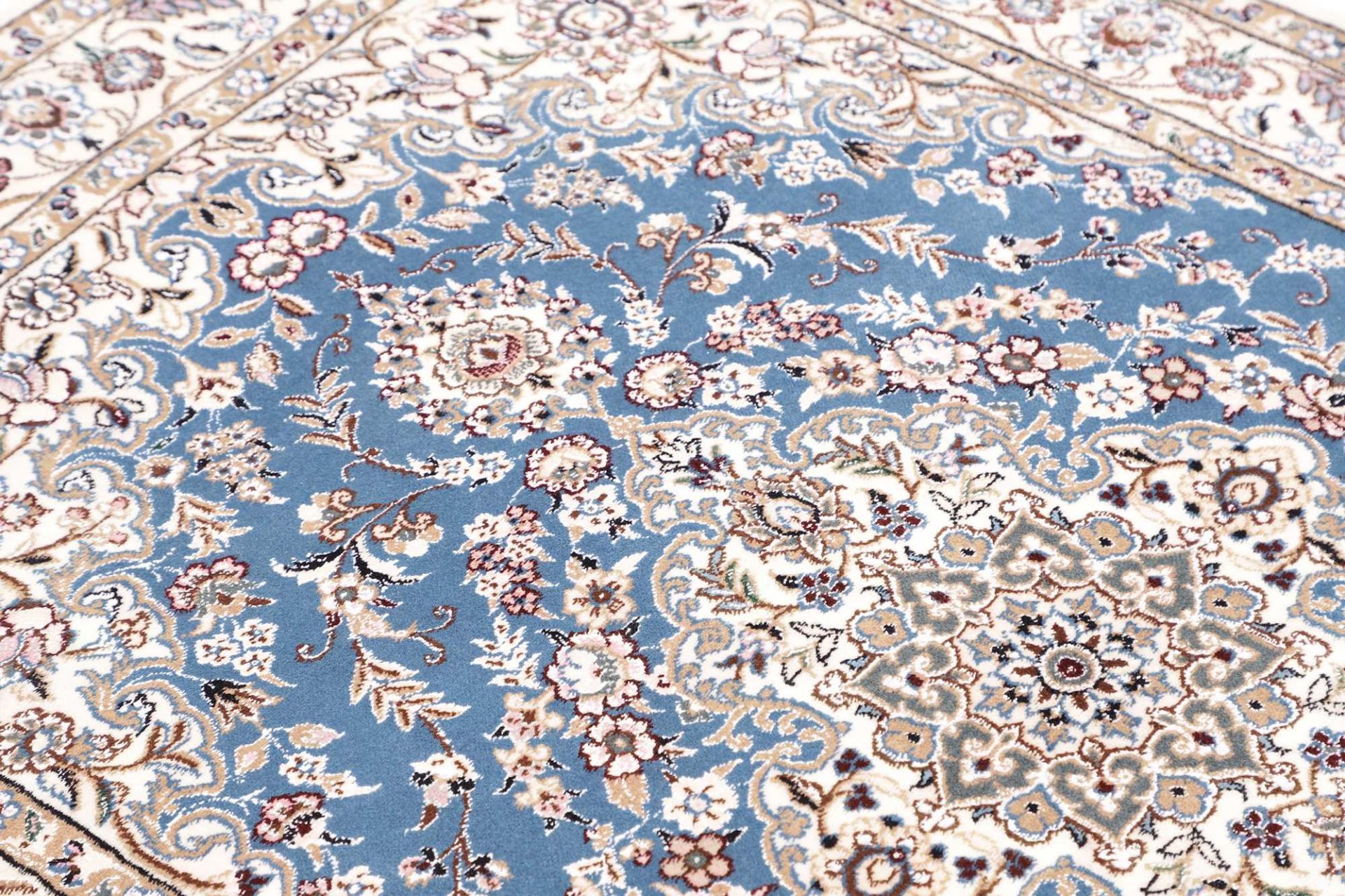 perserteppich-nain-109-x-165-cm-schurwolle-handgeknupft-exklusiv-6 Handgeknüpfter Nain Perserteppich 109 × 165 cm