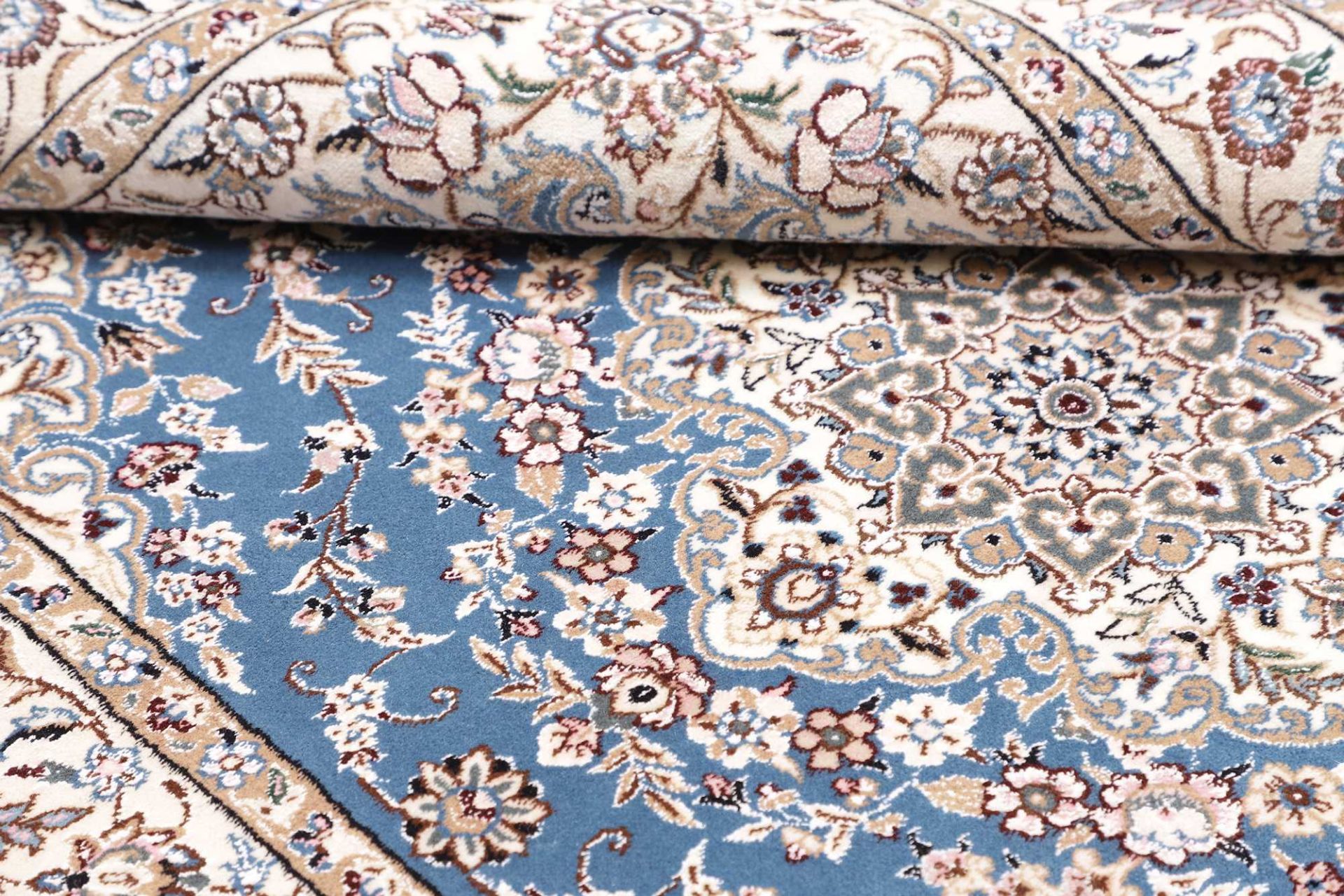 perserteppich-nain-109-x-165-cm-schurwolle-handgeknupft-exklusiv-9 Handgeknüpfter Nain Perserteppich 109 × 165 cm
