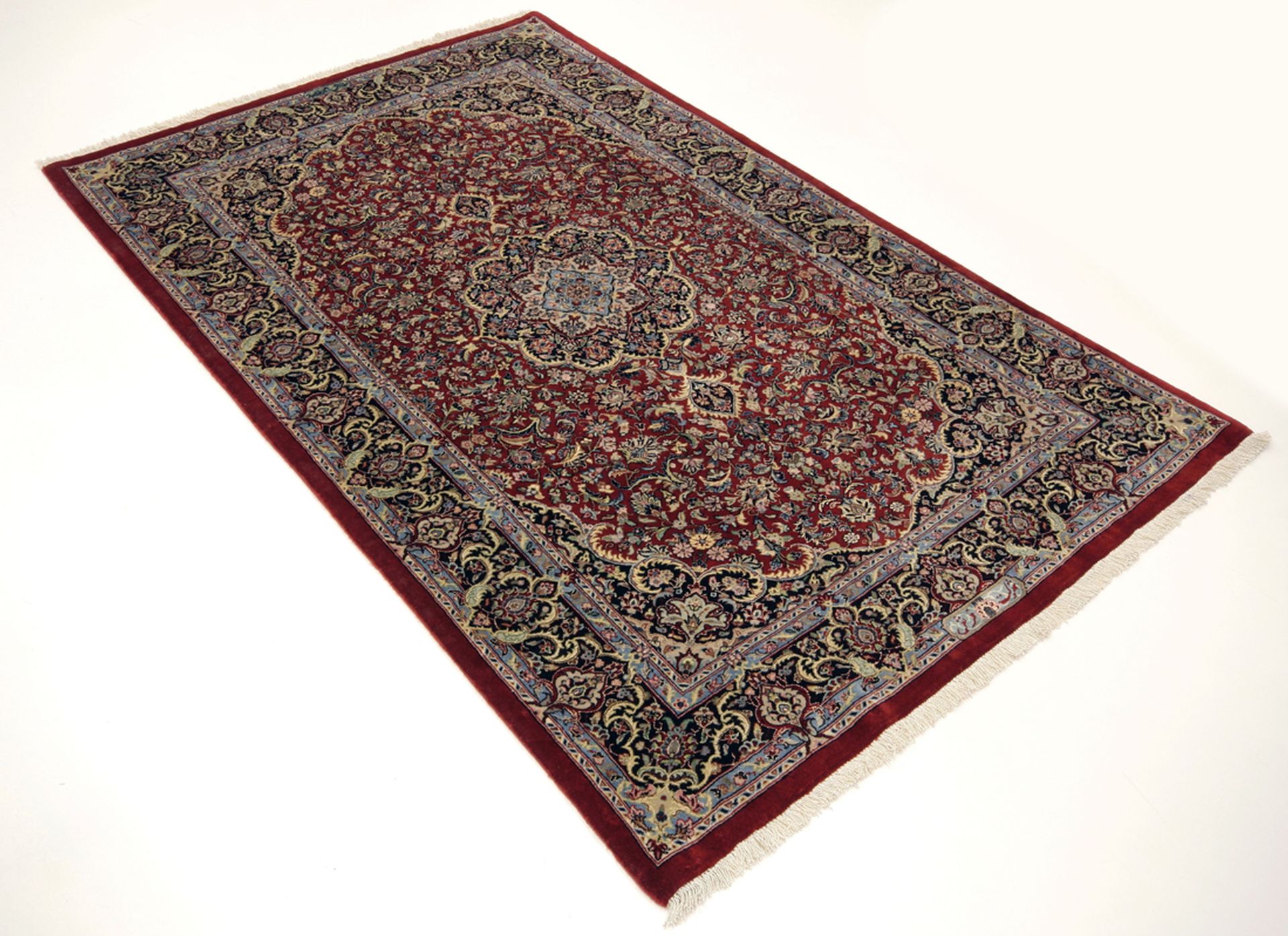 Isfahan Perserteppich aus Iran, 107 × 170 cm