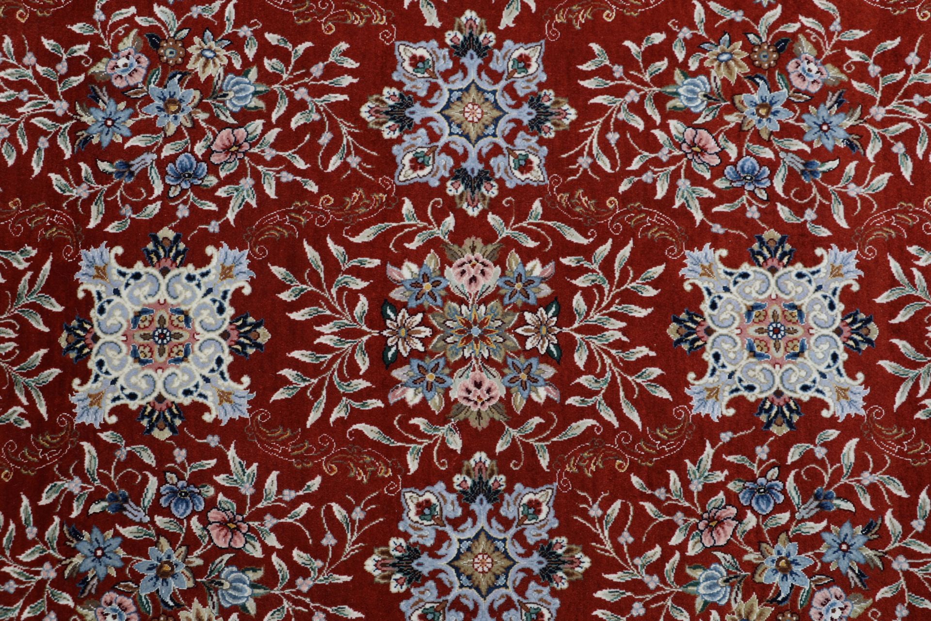 Isfahan Perserteppich aus Iran, 252 × 347 cm