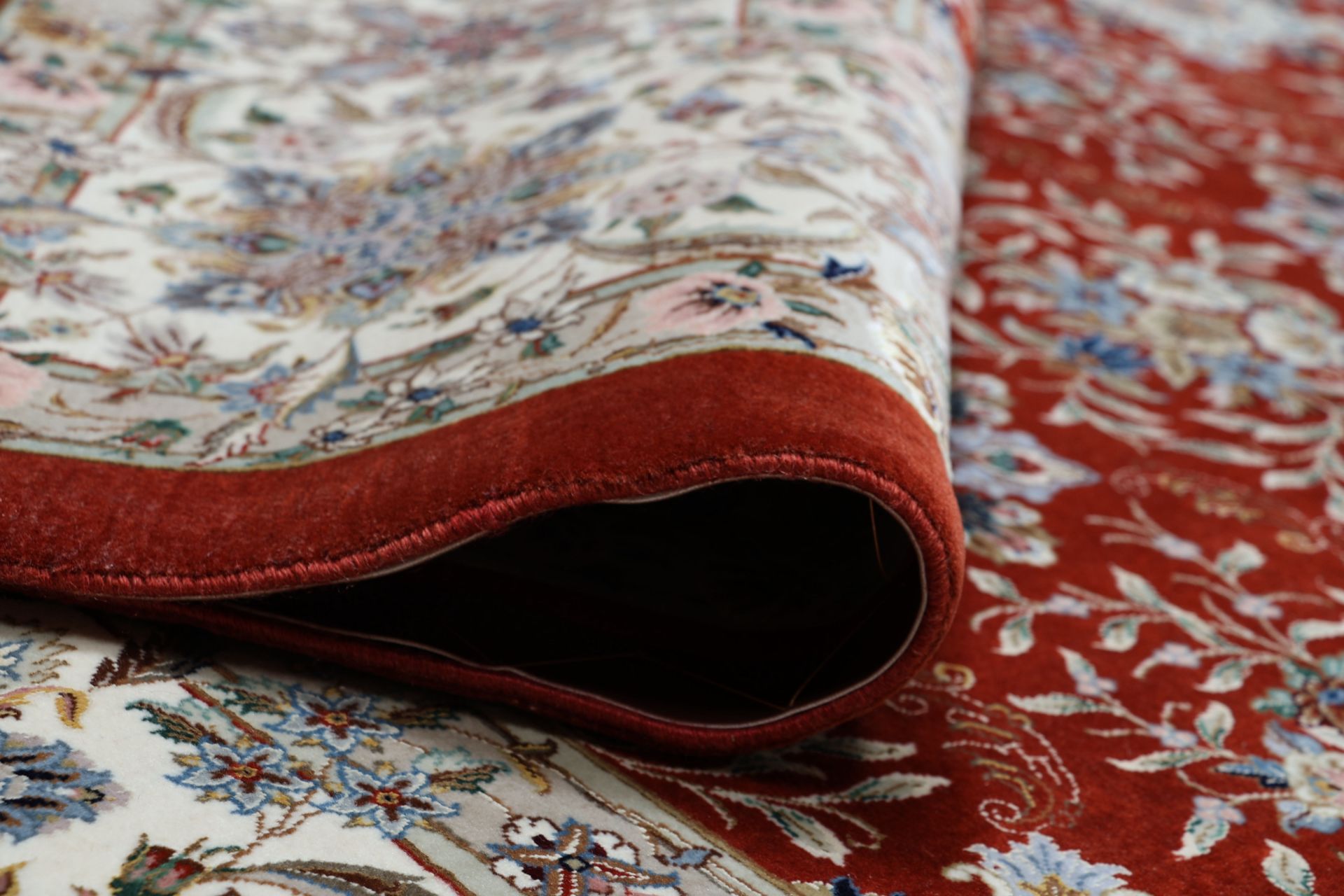Isfahan Perserteppich aus Iran, 252 × 347 cm