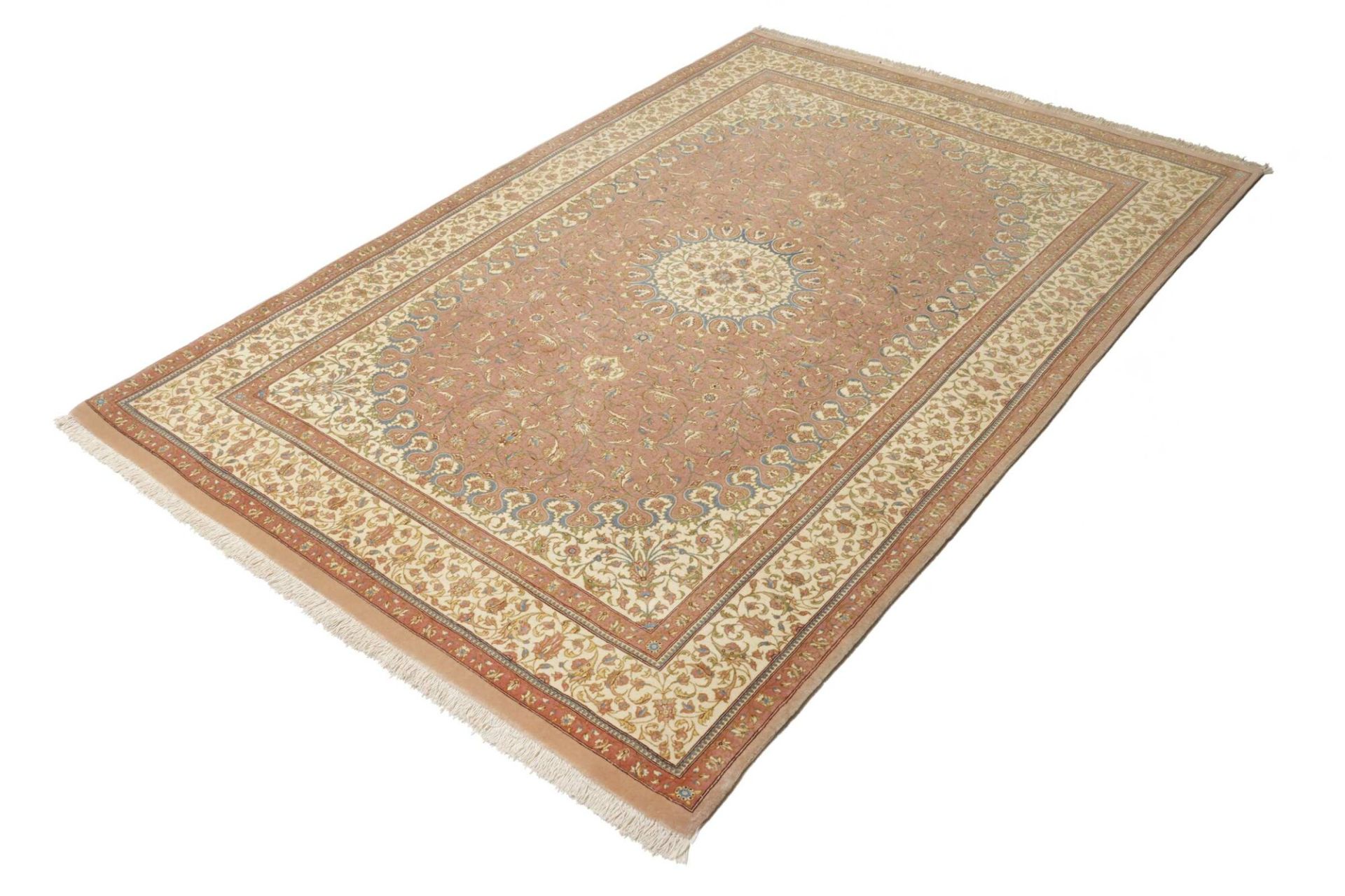 Handgeknüpfter Isfahan Perserteppich, 137 × 200 cm, Wolle & Seide