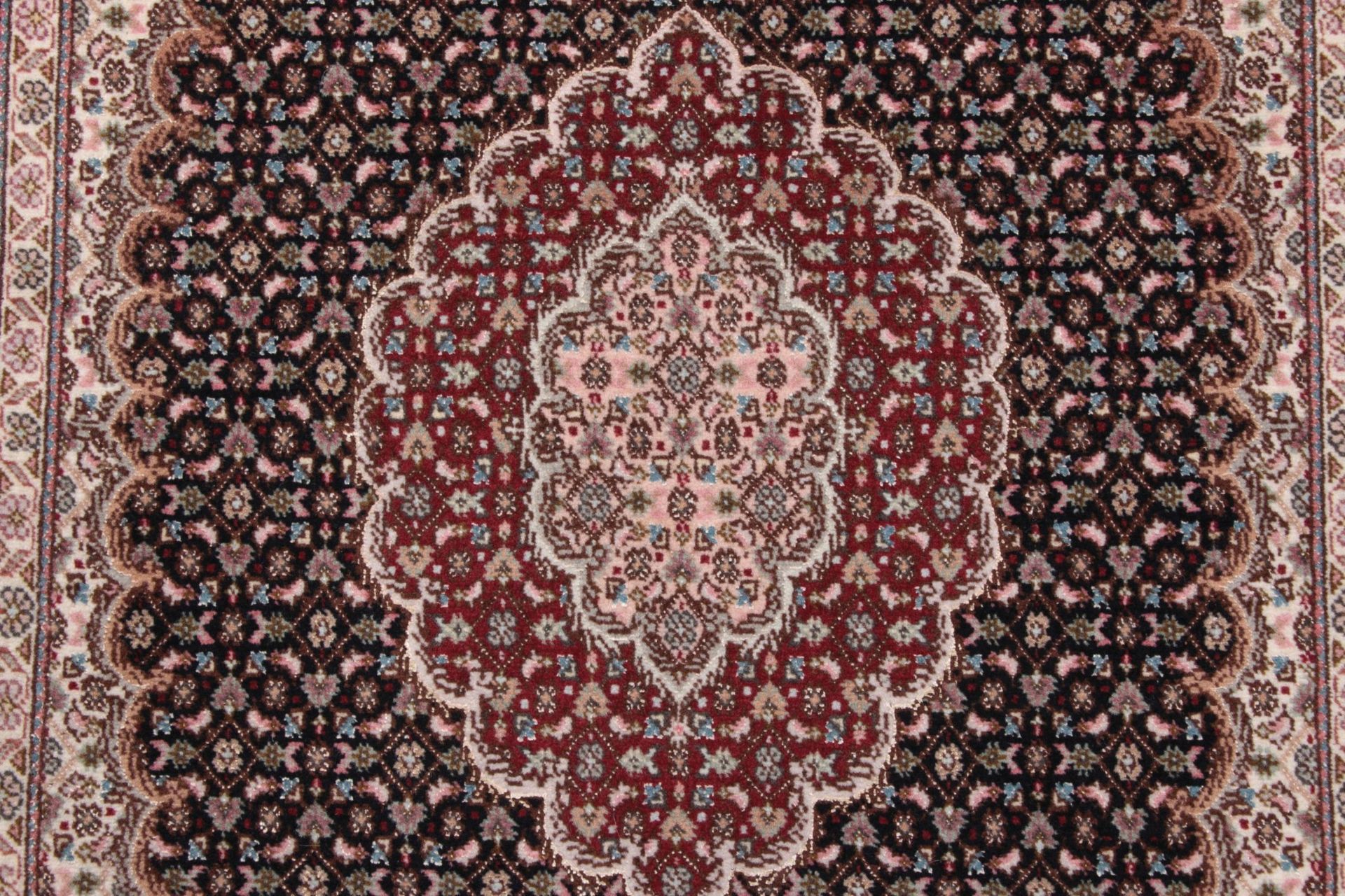 Täbriz Perserteppich 82 × 126 cm aus Wolle & Seide, handgeknüpft