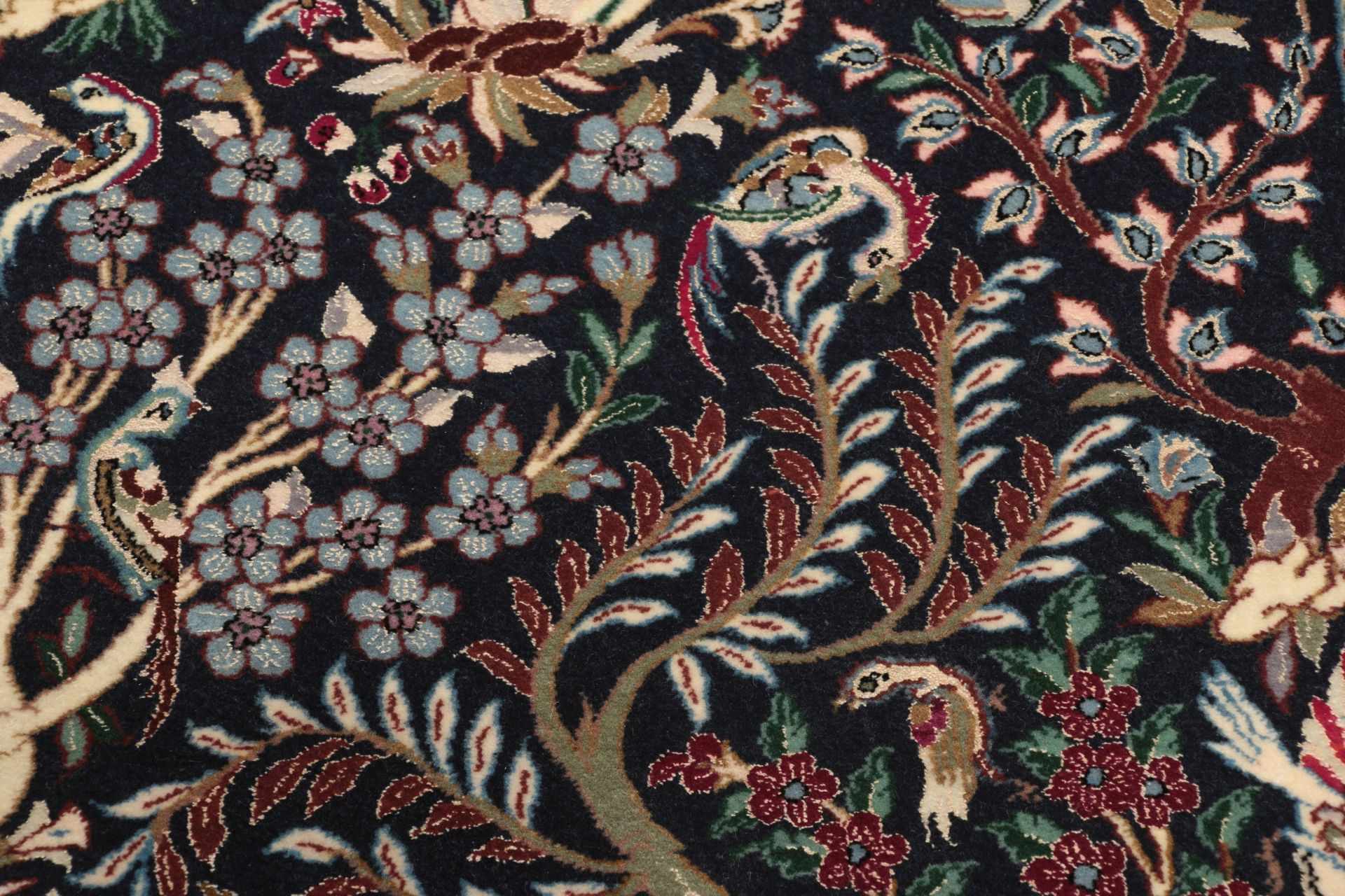 perserteppich-isfahan-70-x-106-cm-schurwolle-seide-handgeknupft-2 Handgeknüpfter Isfahan Perserteppich, 70 × 106 cm, Wolle & Seide