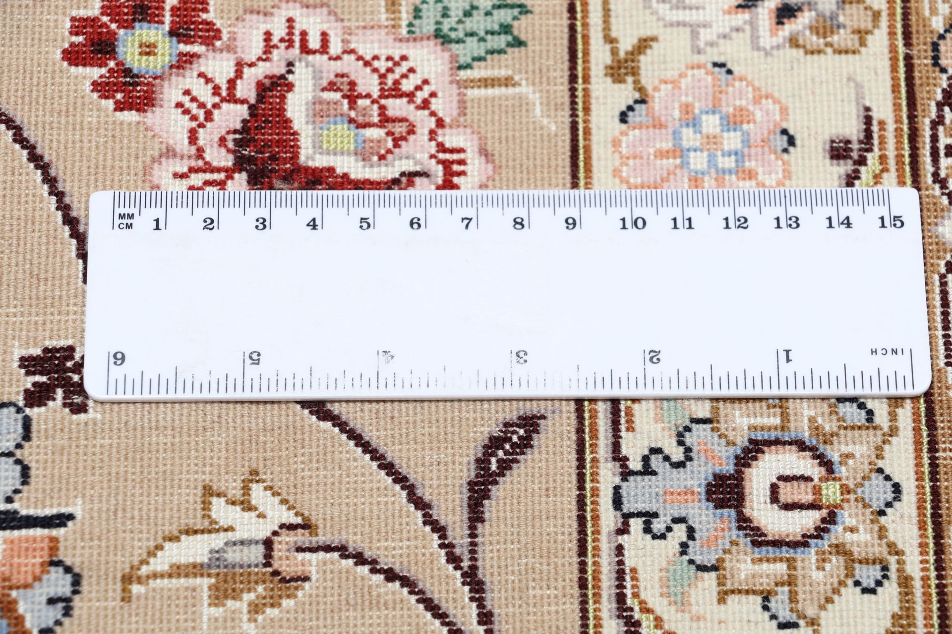 Handgeknüpfter Isfahan Perserteppich 267 × 354 cm