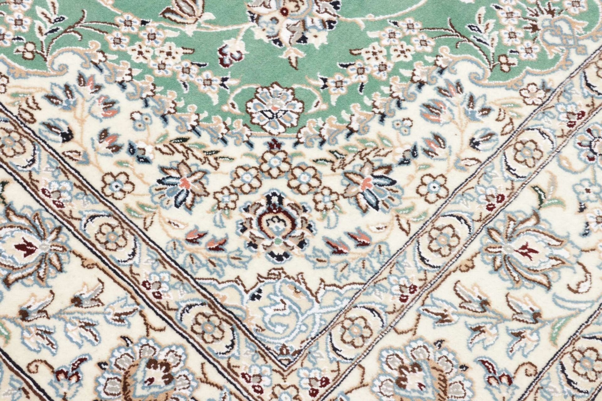 Nain Perserteppich 156 × 246 cm aus Wolle, handgeknüpft