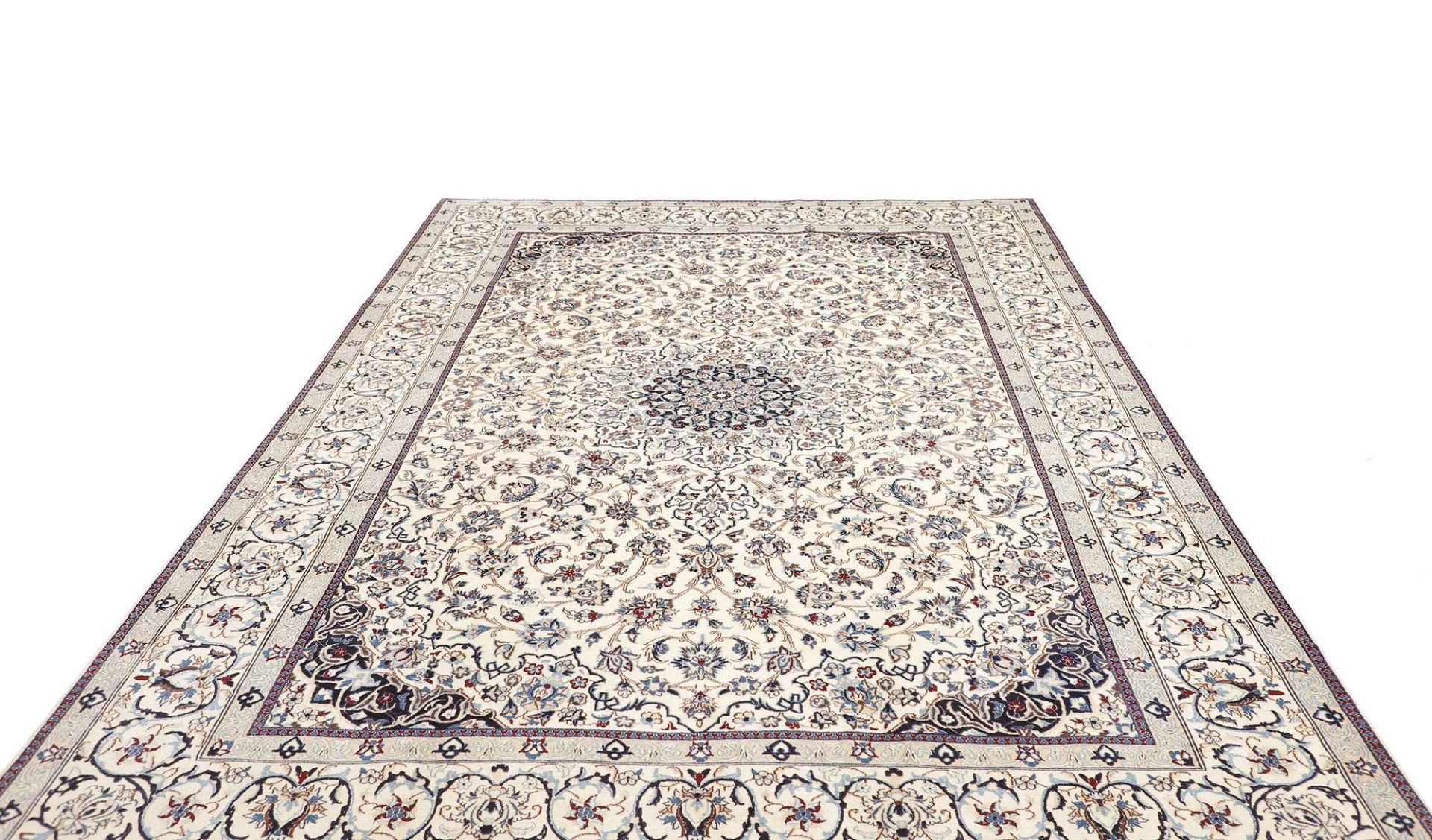 Handgeknüpfter Nain Perserteppich 206 × 317 cm