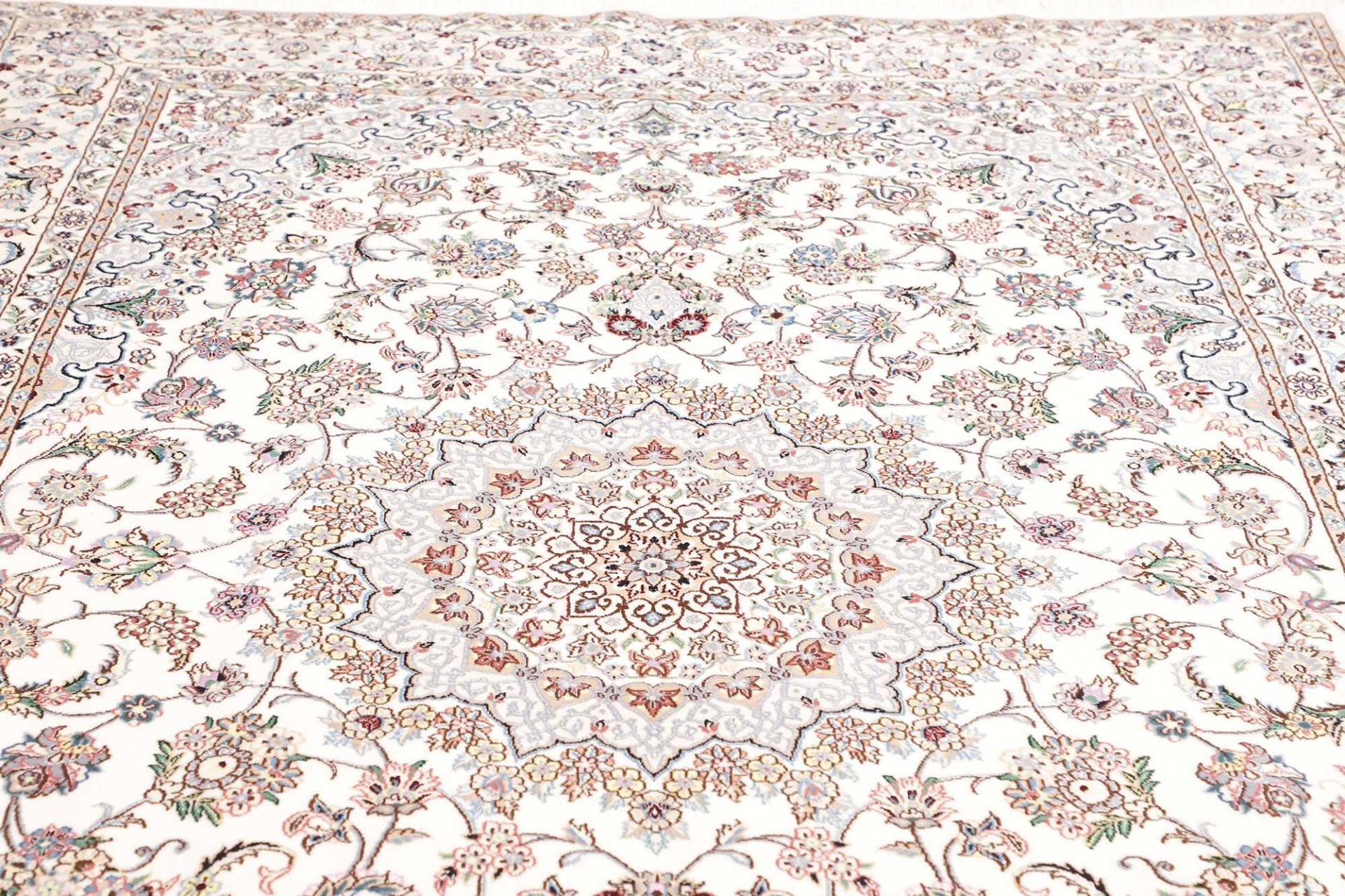 persischer-teppich-nain-209-x-307-cm-schurwolle-handgeknupft-7 Handgeknüpfter Nain Perserteppich 209 × 307 cm
