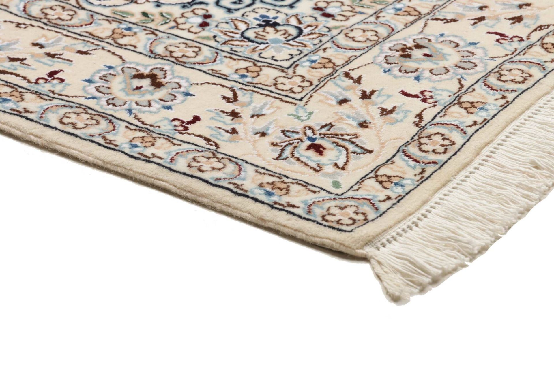 Nain Perserteppich aus Iran, 133 × 211 cm