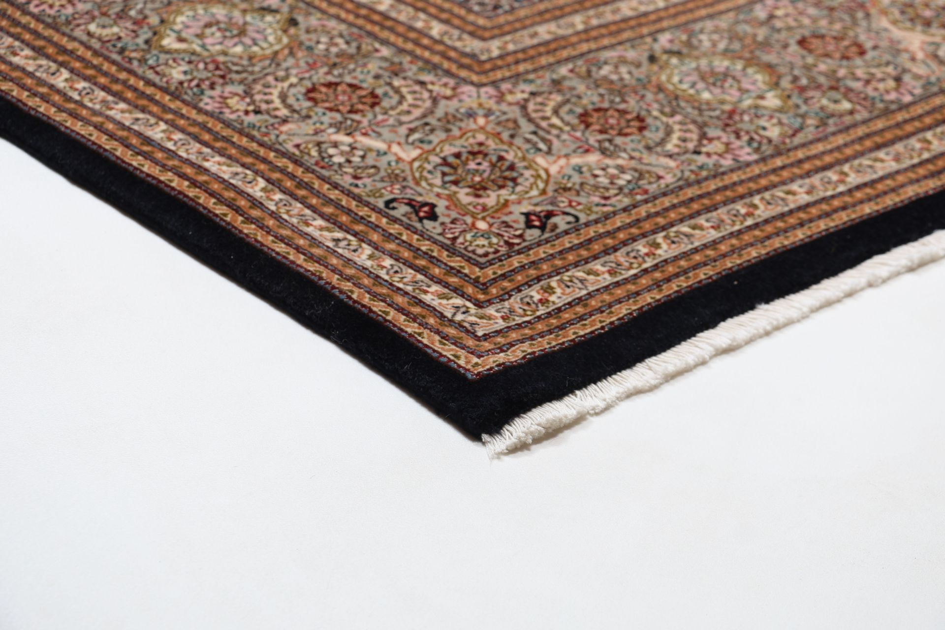 Täbriz Perserteppich aus Iran, 260 × 360 cm