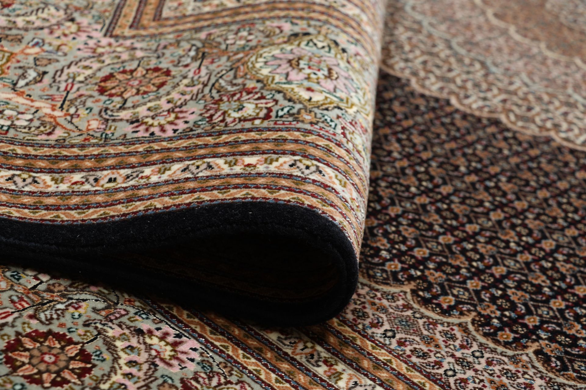 Täbriz Perserteppich aus Iran, 260 × 360 cm