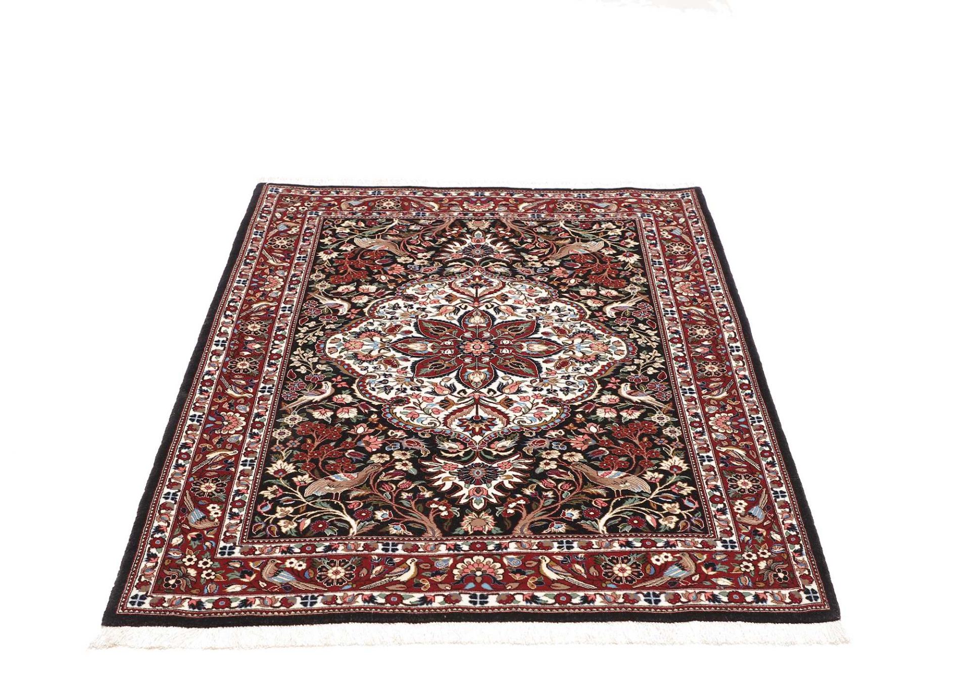 Isfahan Perserteppich 108 × 153 cm aus Wolle & Seide, handgeknüpft