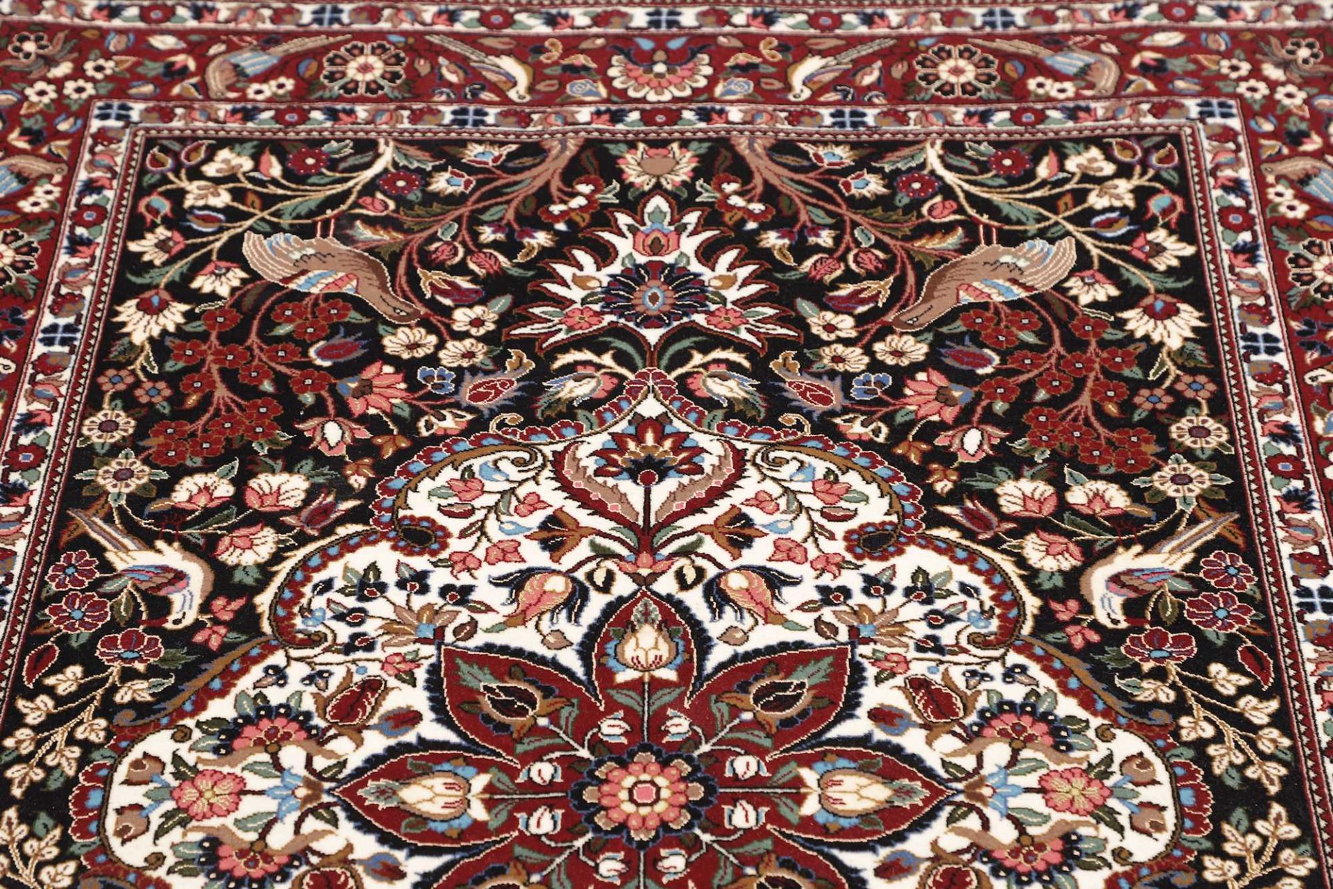 Isfahan Perserteppich 108 × 153 cm aus Wolle & Seide, handgeknüpft