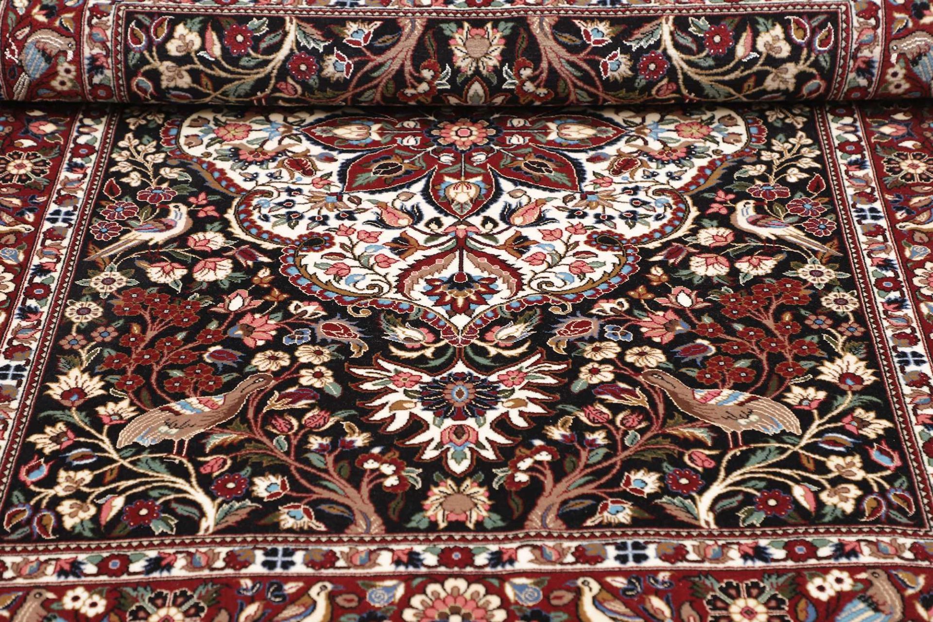 Isfahan Perserteppich 108 × 153 cm aus Wolle & Seide, handgeknüpft