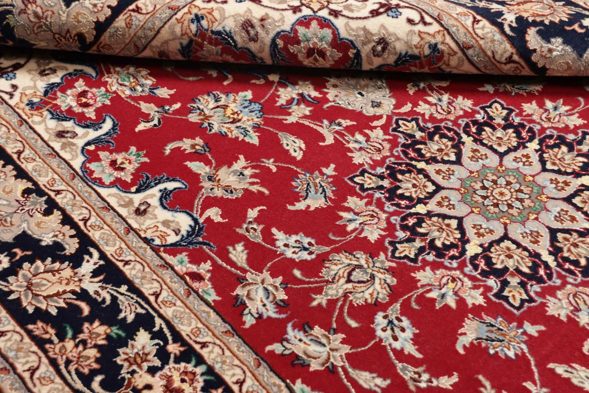 Isfahan Perserteppich aus Iran, 109 × 173 cm