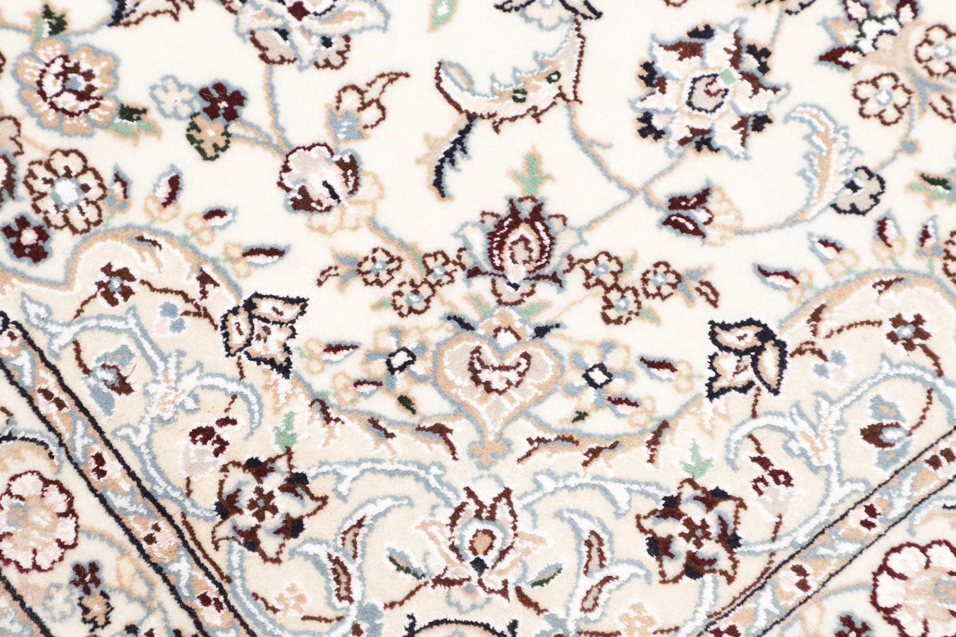 Nain Perserteppich aus Iran, 105 × 152 cm