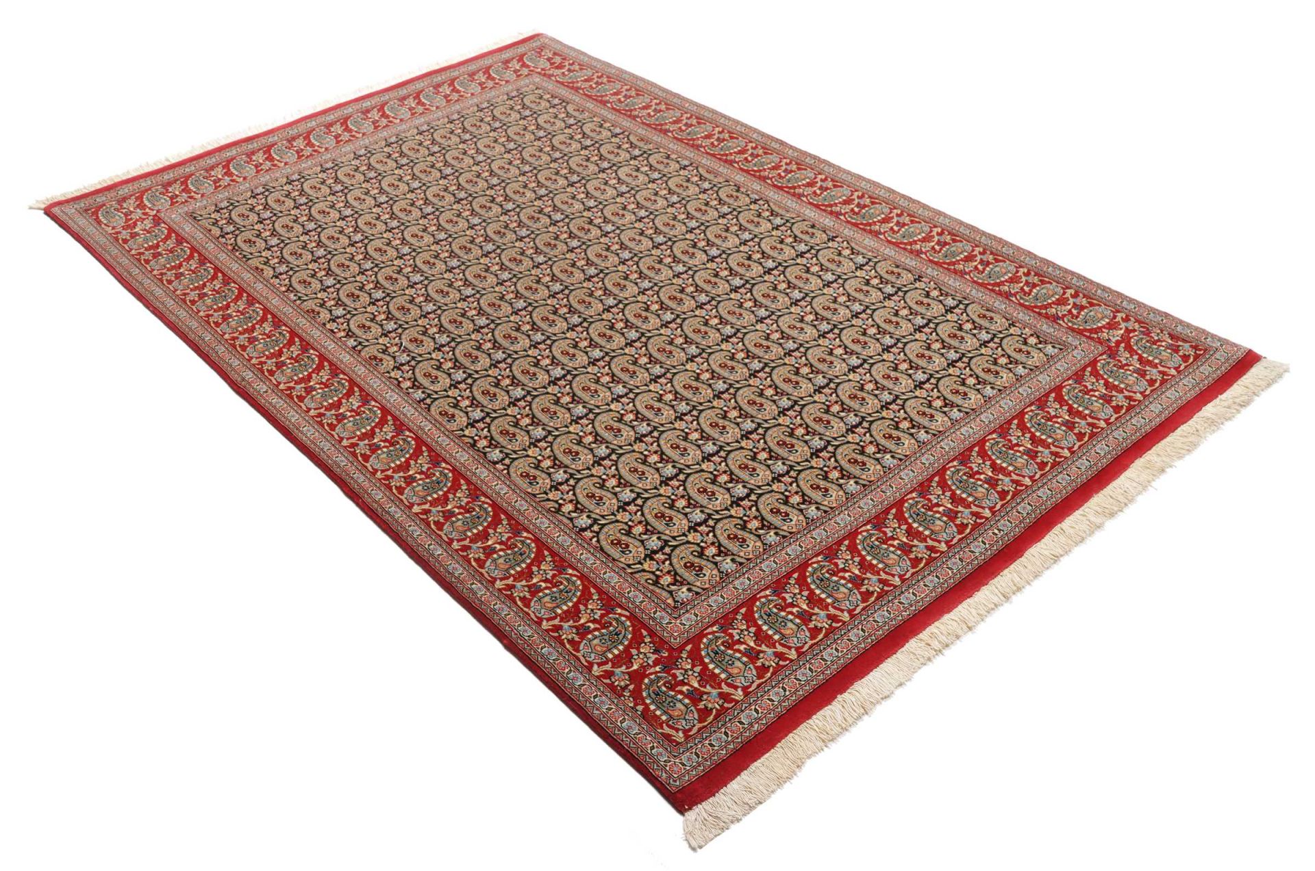 Isfahan Perserteppich aus Iran, 134 × 205 cm