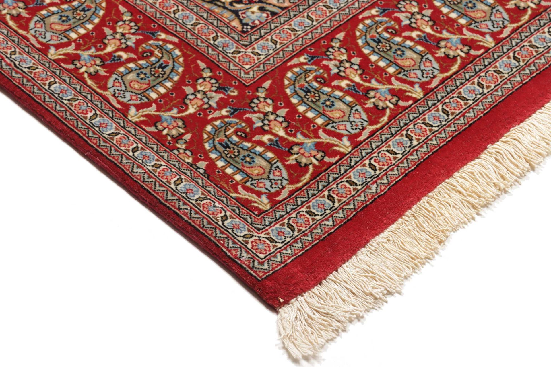 Isfahan Perserteppich aus Iran, 134 × 205 cm