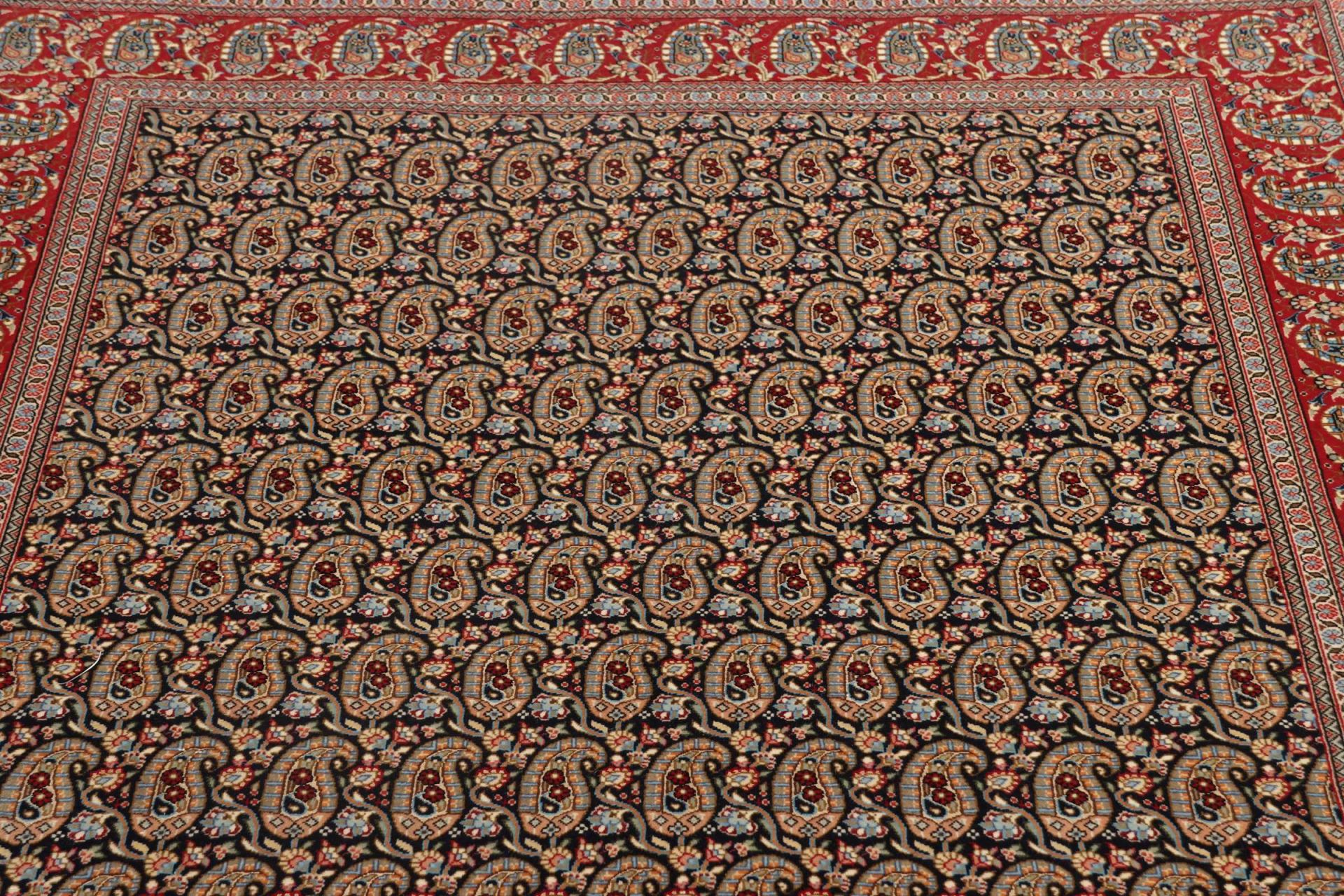 Isfahan Perserteppich aus Iran, 134 × 205 cm