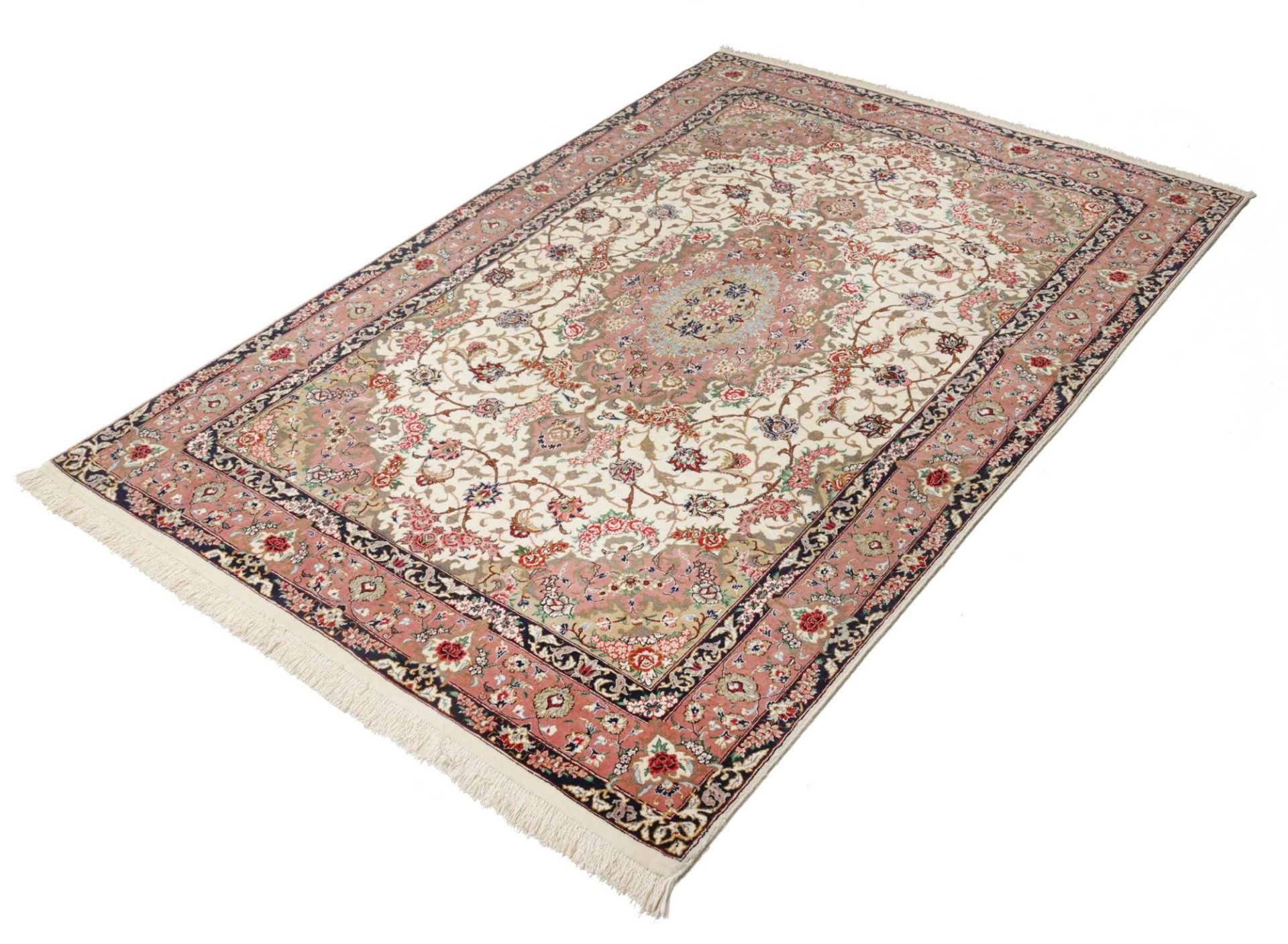 Handgeknüpfter Isfahan Perserteppich 132 × 193 cm