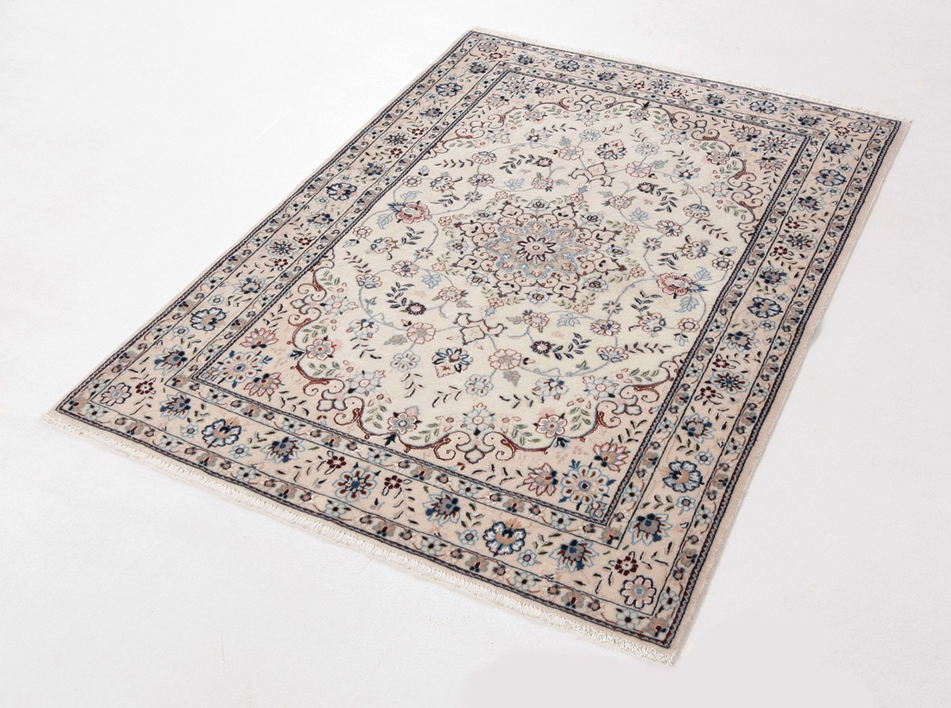 Handgeknüpfter Nain Perserteppich, 90 × 135 cm, Wolle & Seide