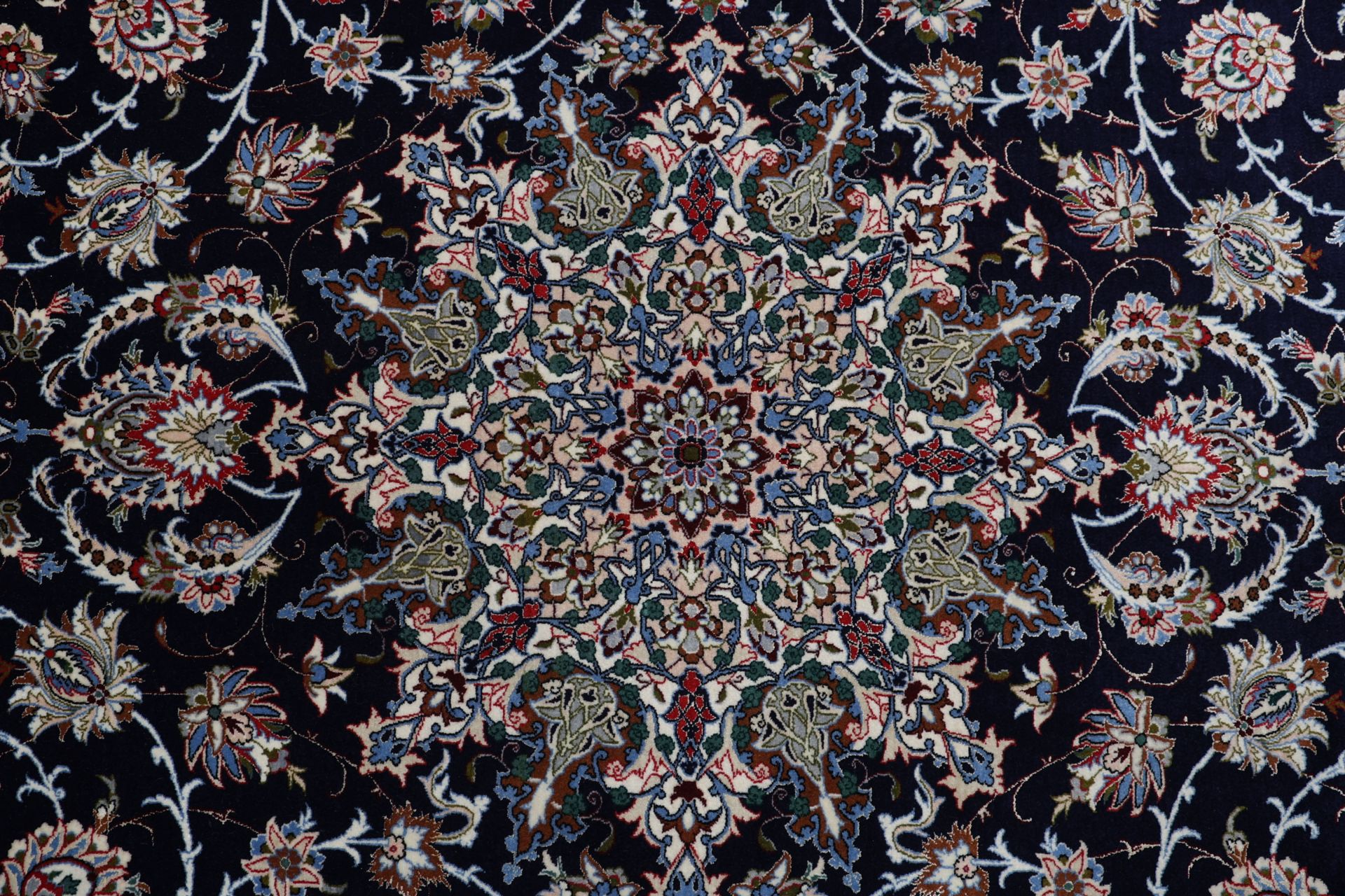 Handgeknüpfter Isfahan Perserteppich 265 × 363 cm