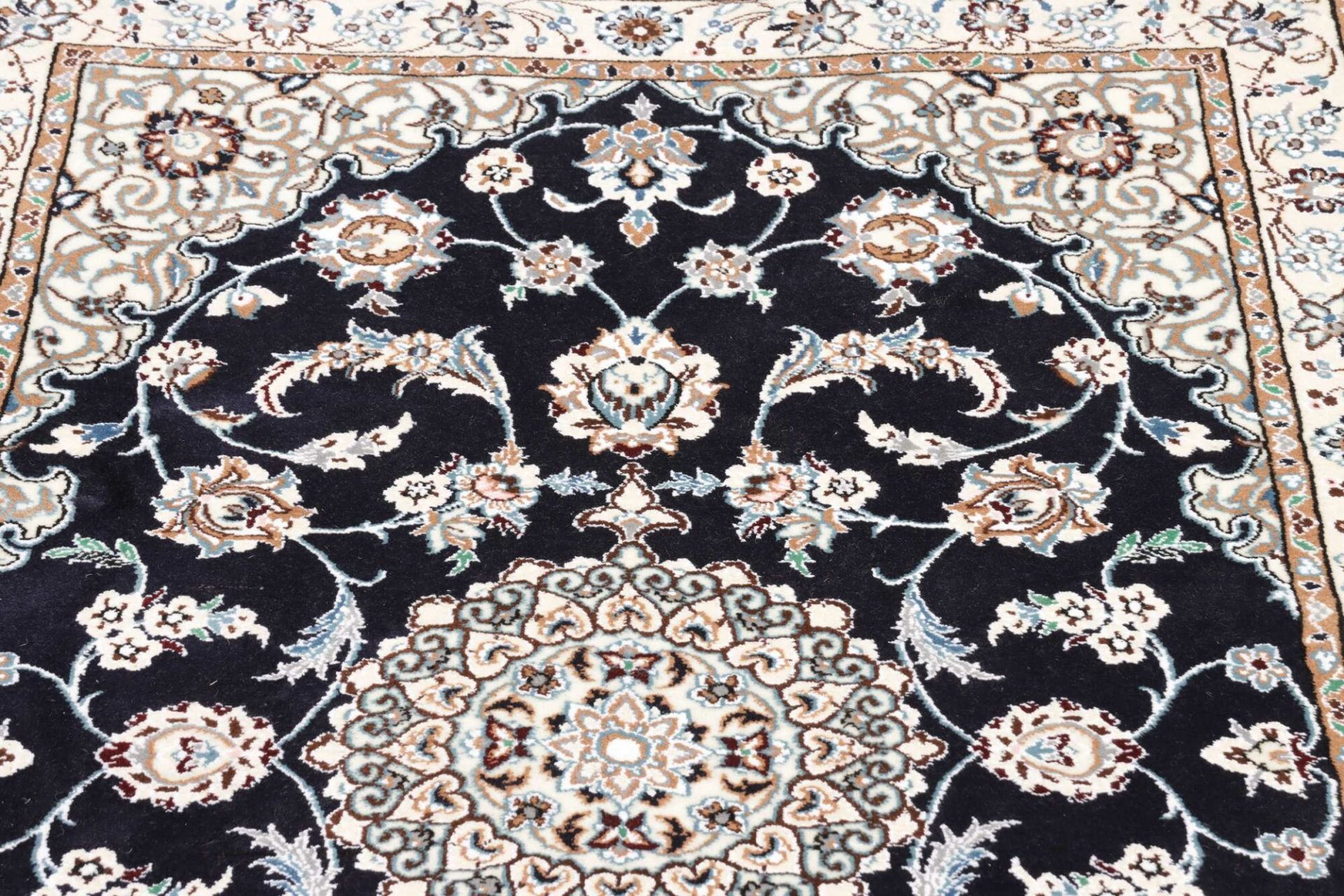 Nain Perserteppich aus Iran, 102 × 149 cm
