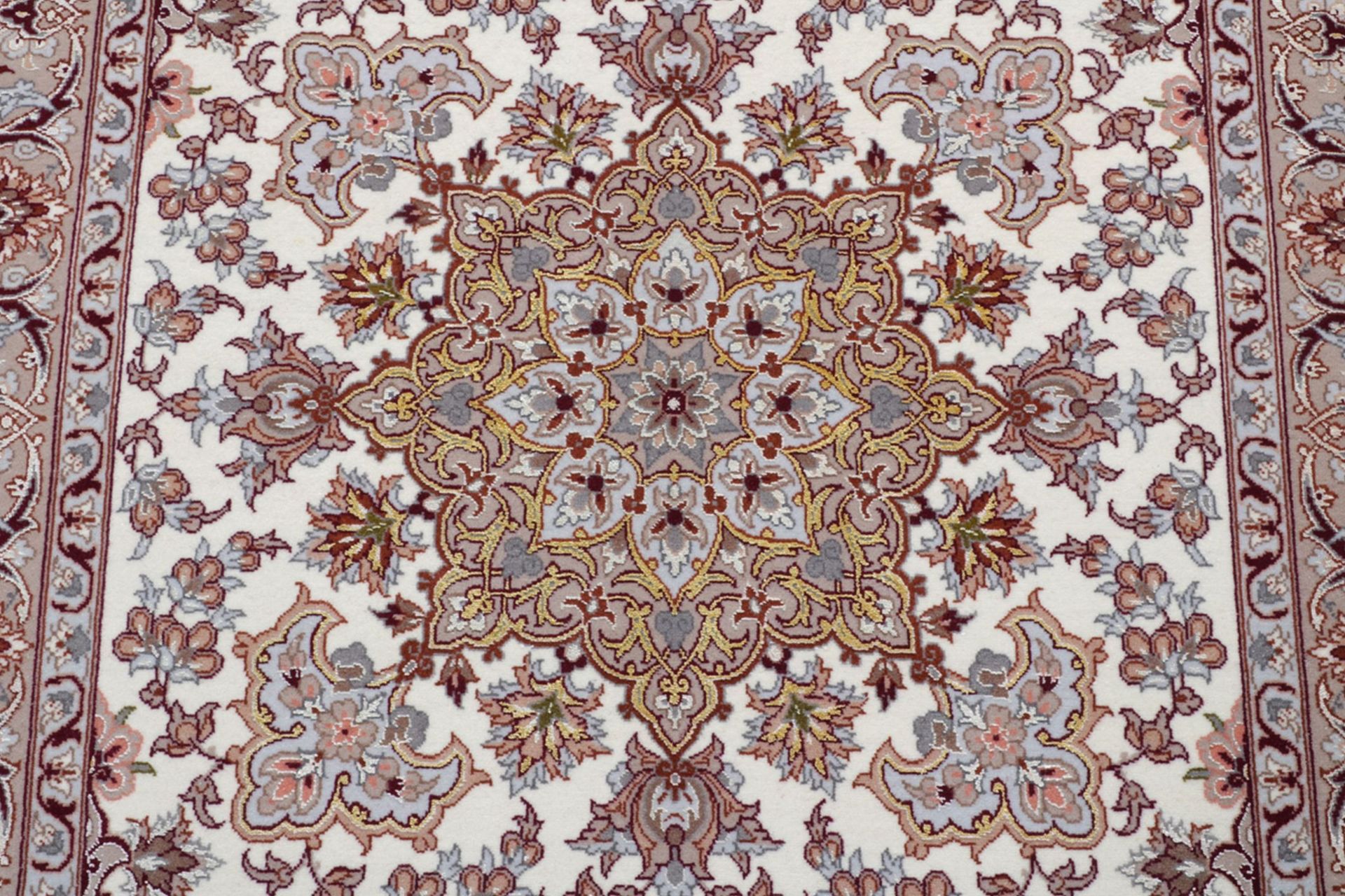 Isfahan Perserteppich 82 × 130 cm aus Wolle & Seide, handgeknüpft