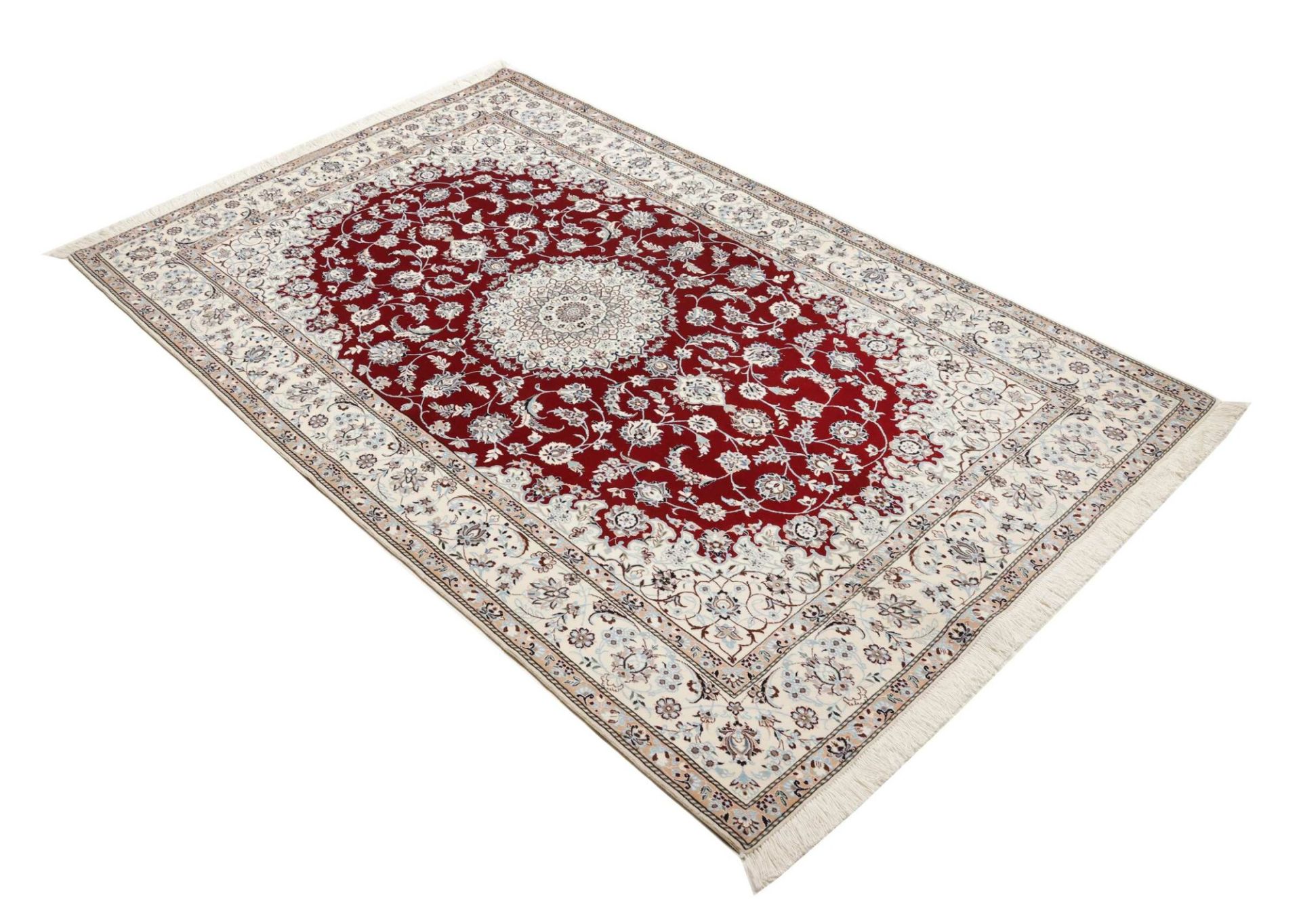 Nain Perserteppich aus Iran, 136 × 216 cm