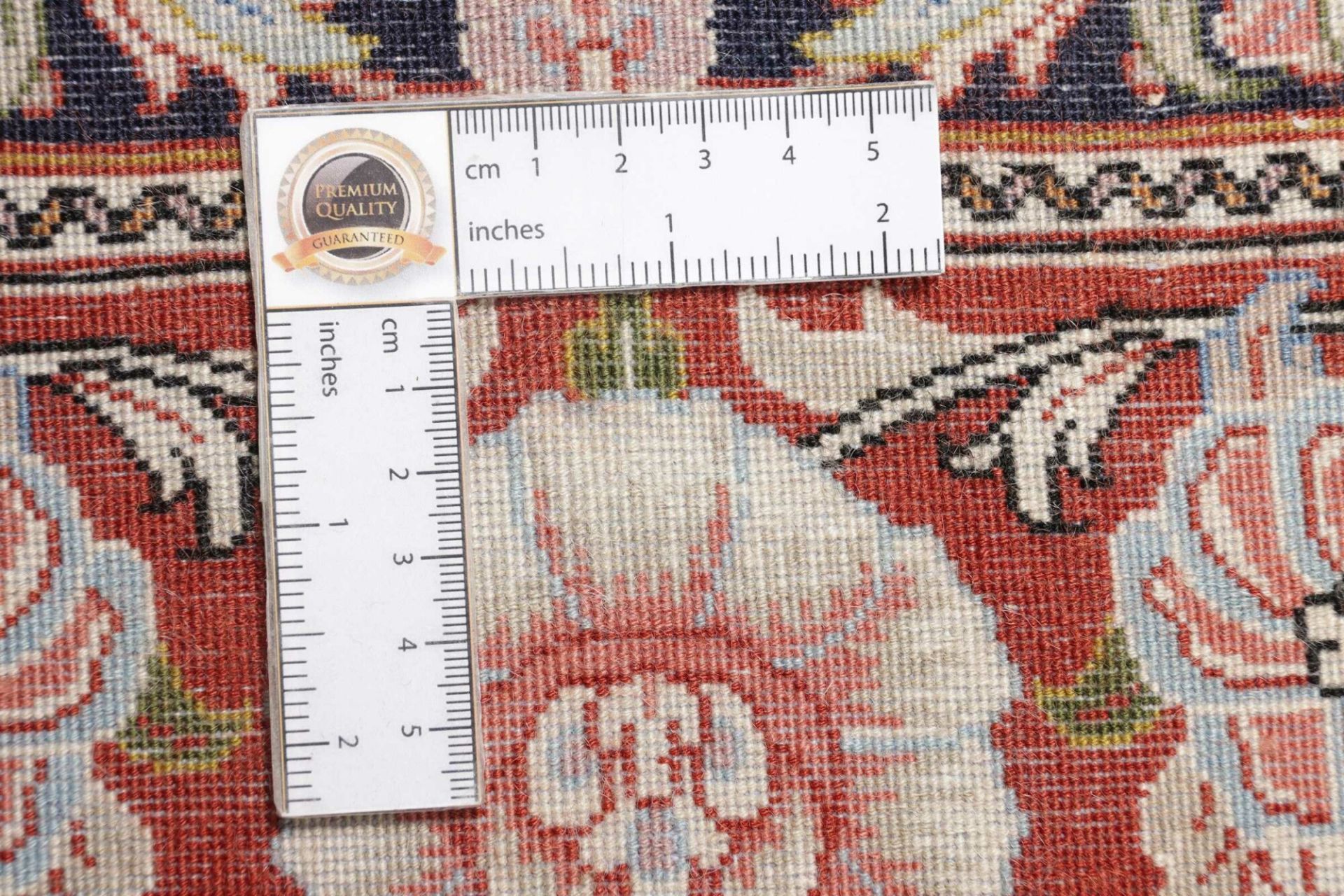 Handgeknüpfter Isfahan Perserteppich 142 × 216 cm