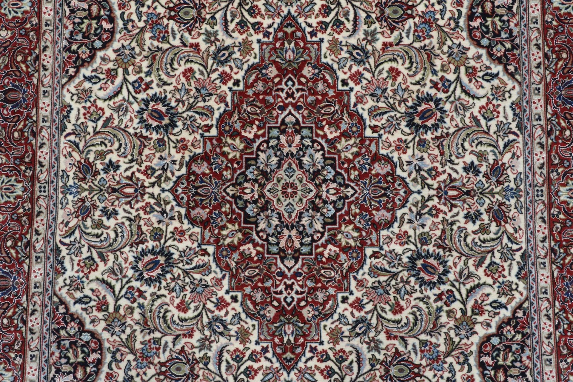 Isfahan Perserteppich aus Iran, 103 × 165 cm