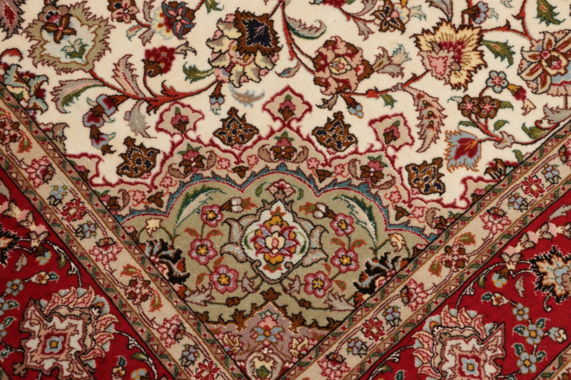 Handgeknüpfter Täbriz Perserteppich 151 × 206 cm