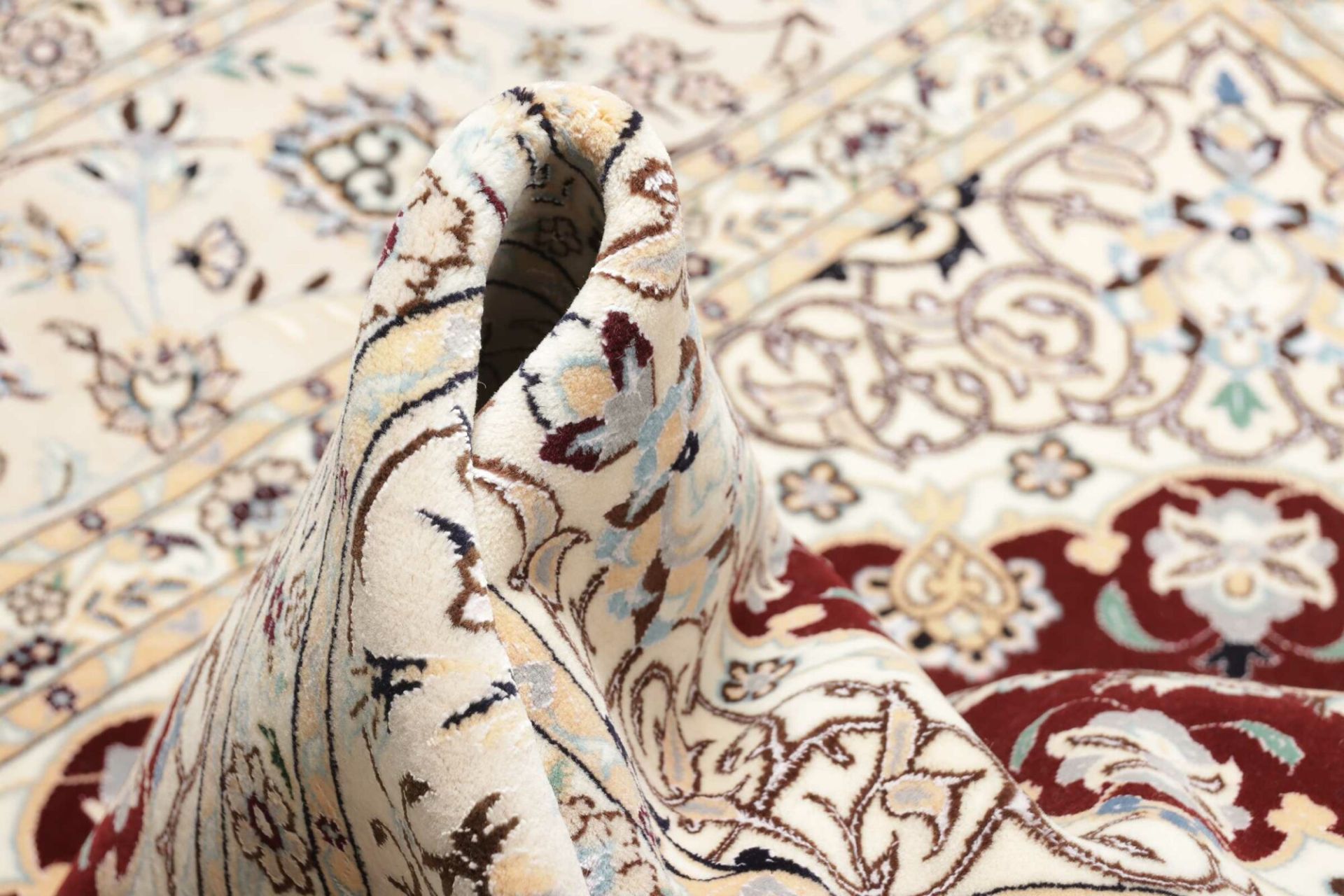 Nain Perserteppich aus Iran, 158 × 156 cm