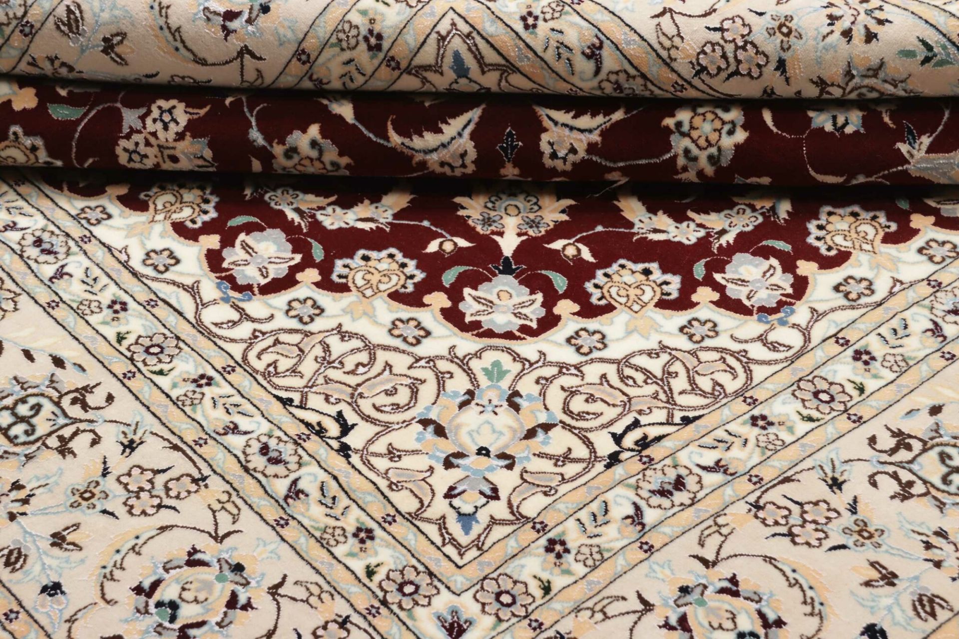 Nain Perserteppich aus Iran, 158 × 156 cm