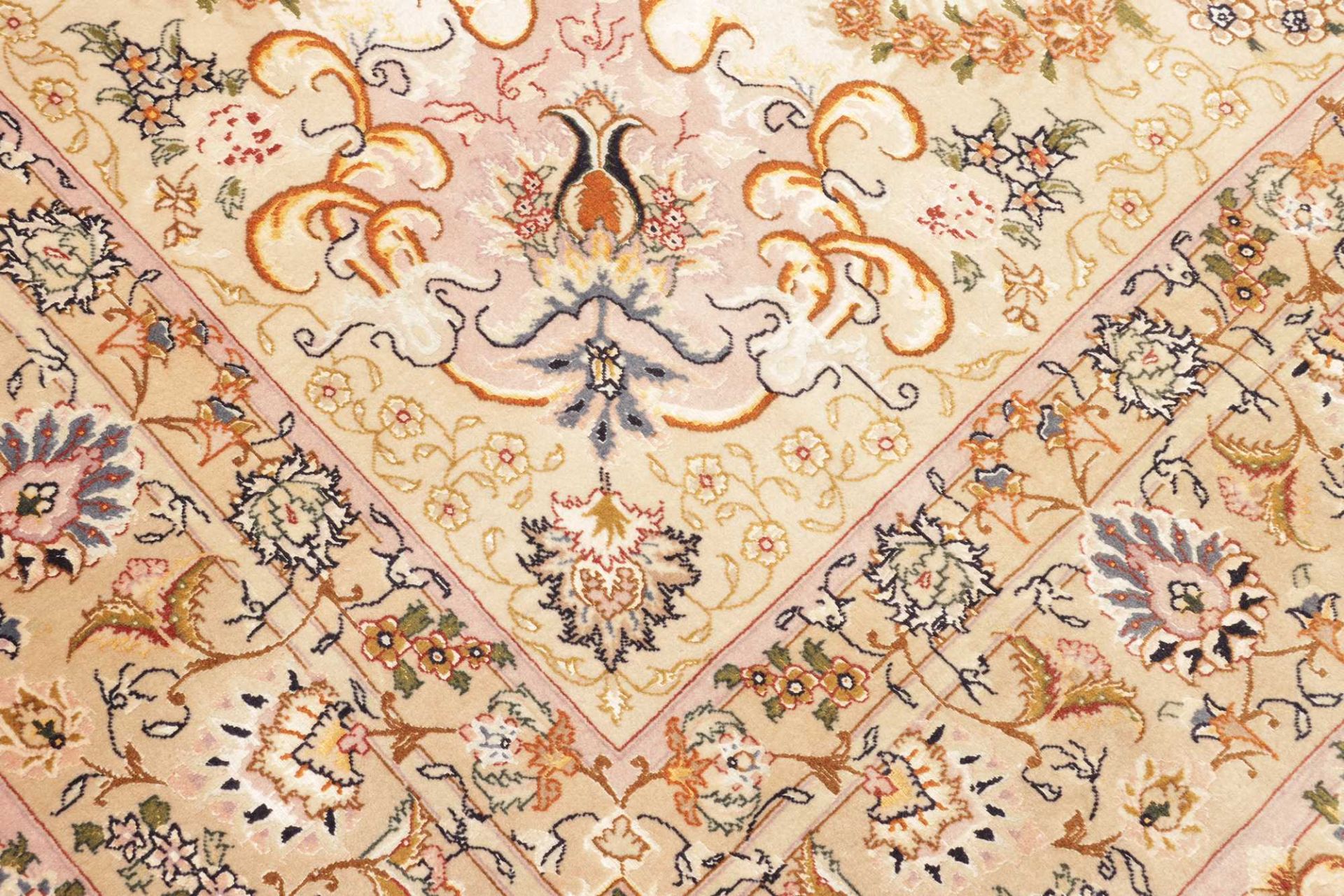 Täbriz Perserteppich aus Iran, 201 × 321 cm