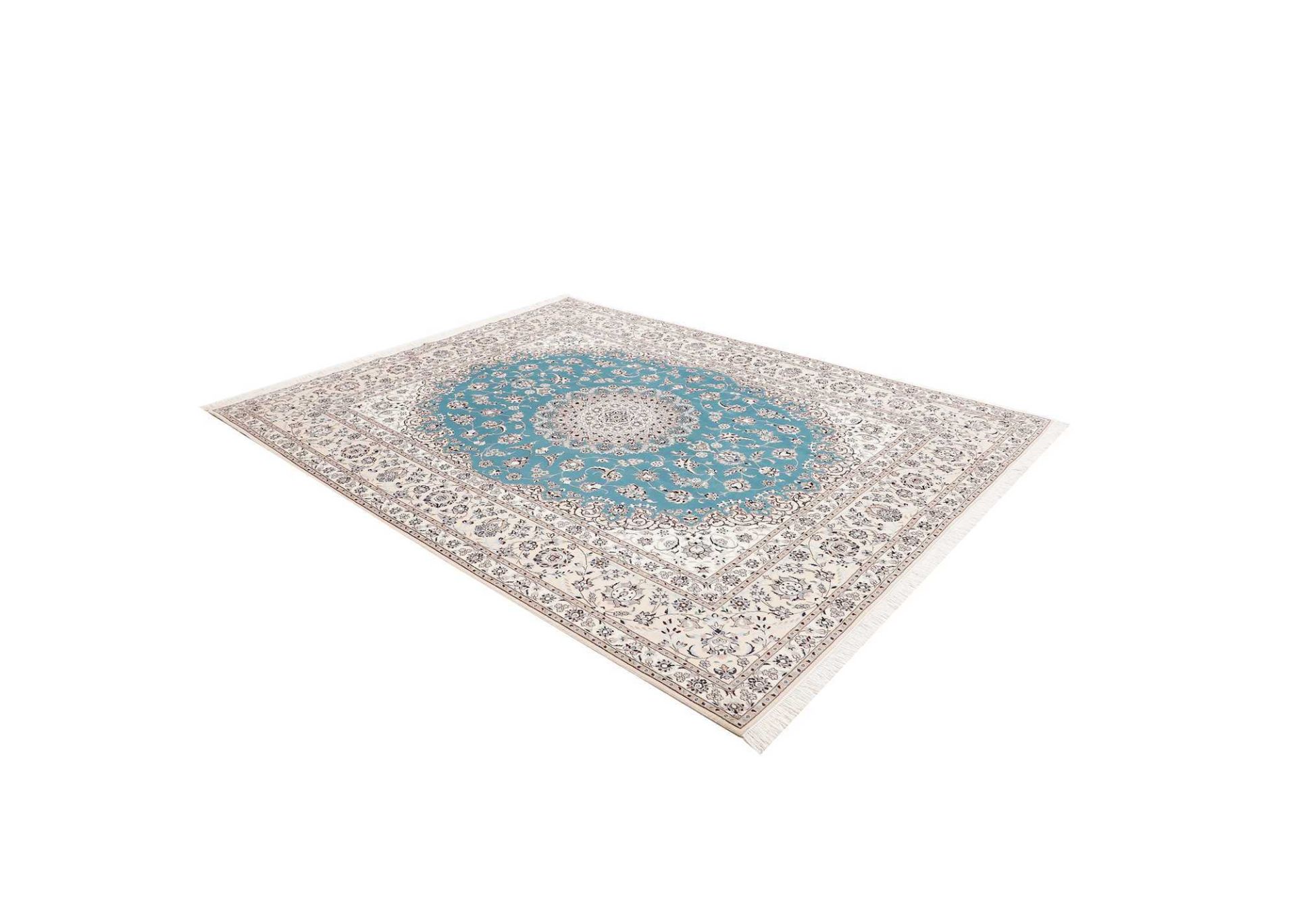 Nain Perserteppich aus Iran, 208 × 259 cm