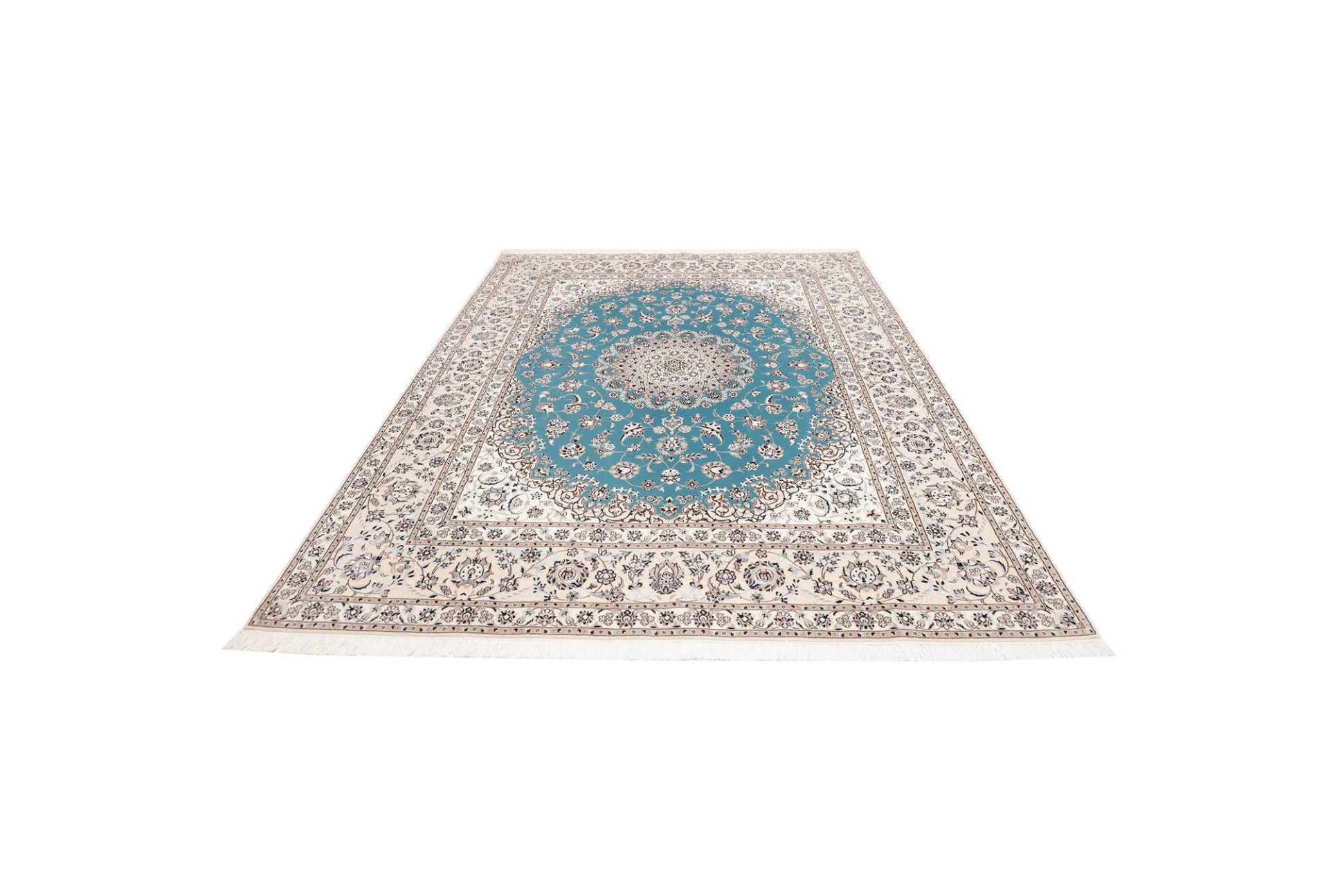 Nain Perserteppich aus Iran, 208 × 259 cm