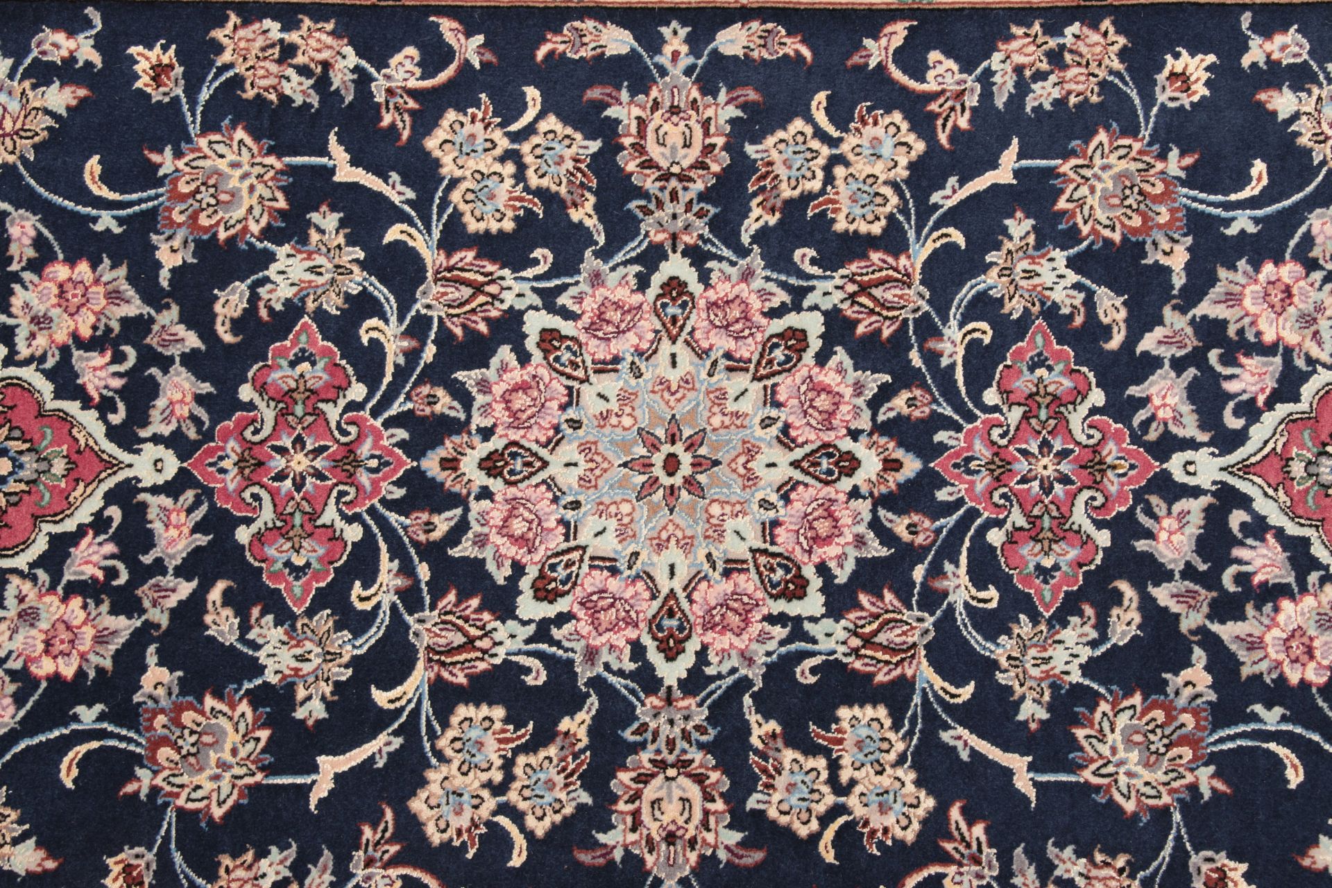 Handgeknüpfter Isfahan Perserteppich 84 × 408 cm