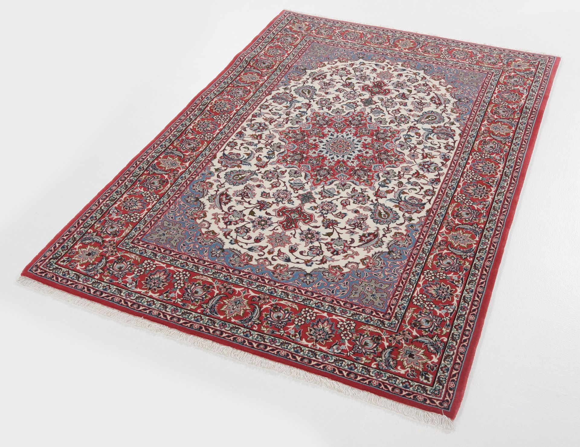 Isfahan Perserteppich 112 × 170 cm aus Wolle & Seide, handgeknüpft