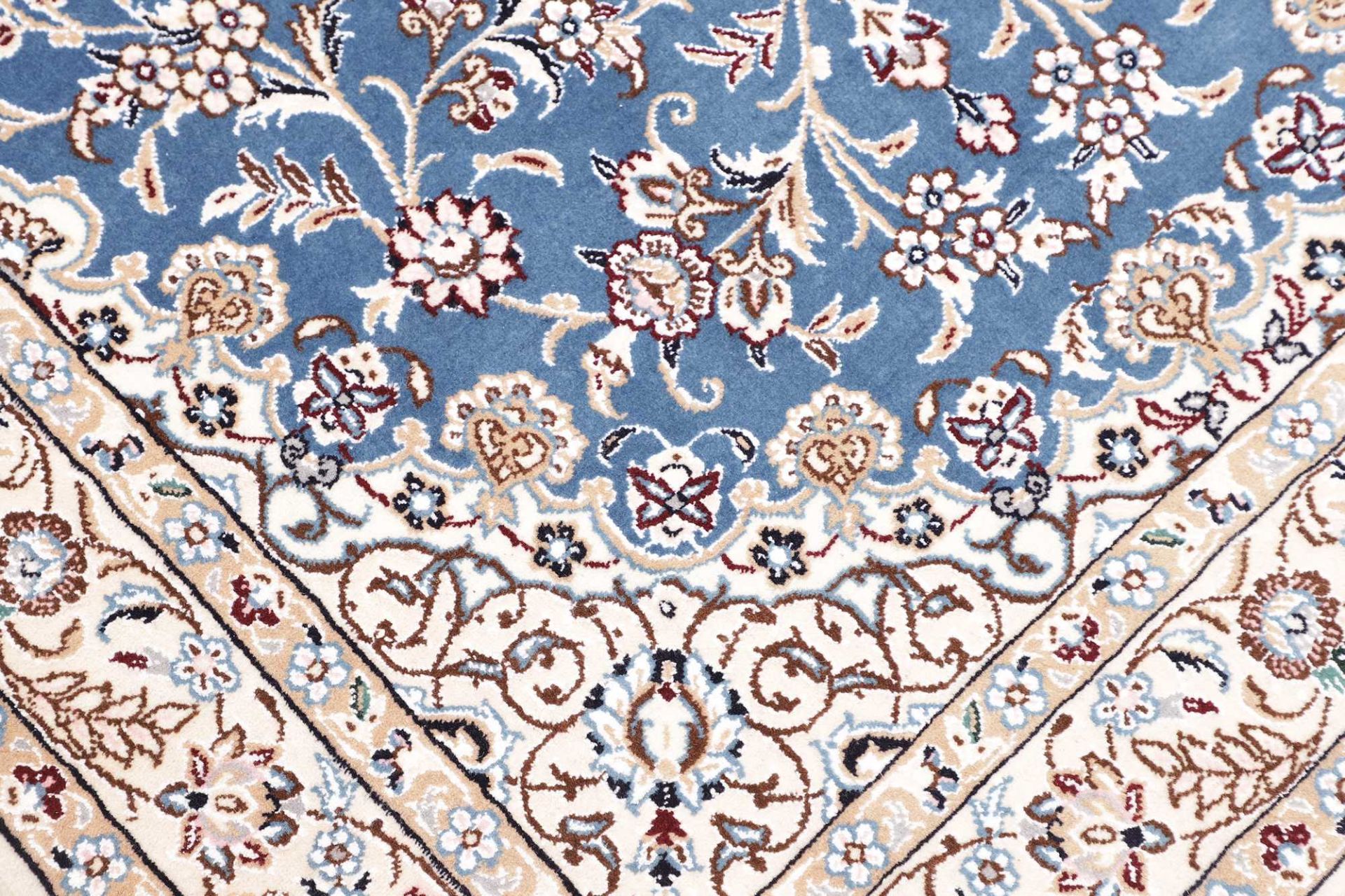 Nain Perserteppich aus Iran, 104 × 155 cm