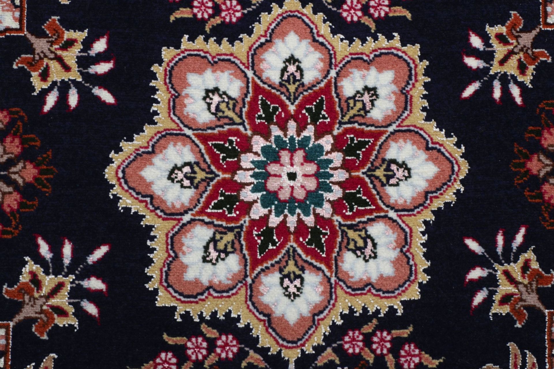 Täbriz Perserteppich aus Iran, 60 × 90 cm