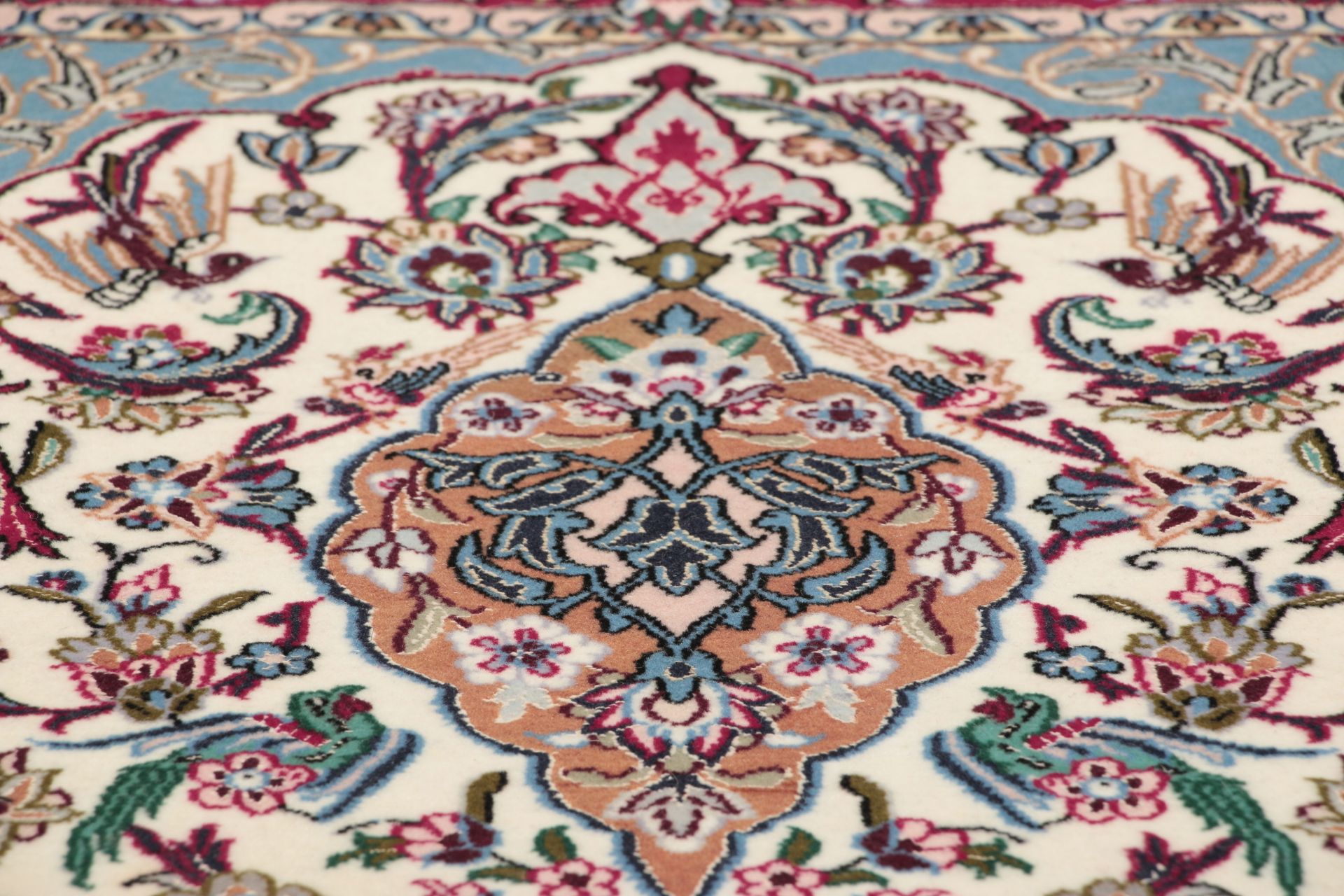 Handgeknüpfter Isfahan Perserteppich, 71 × 105 cm, Wolle & Seide