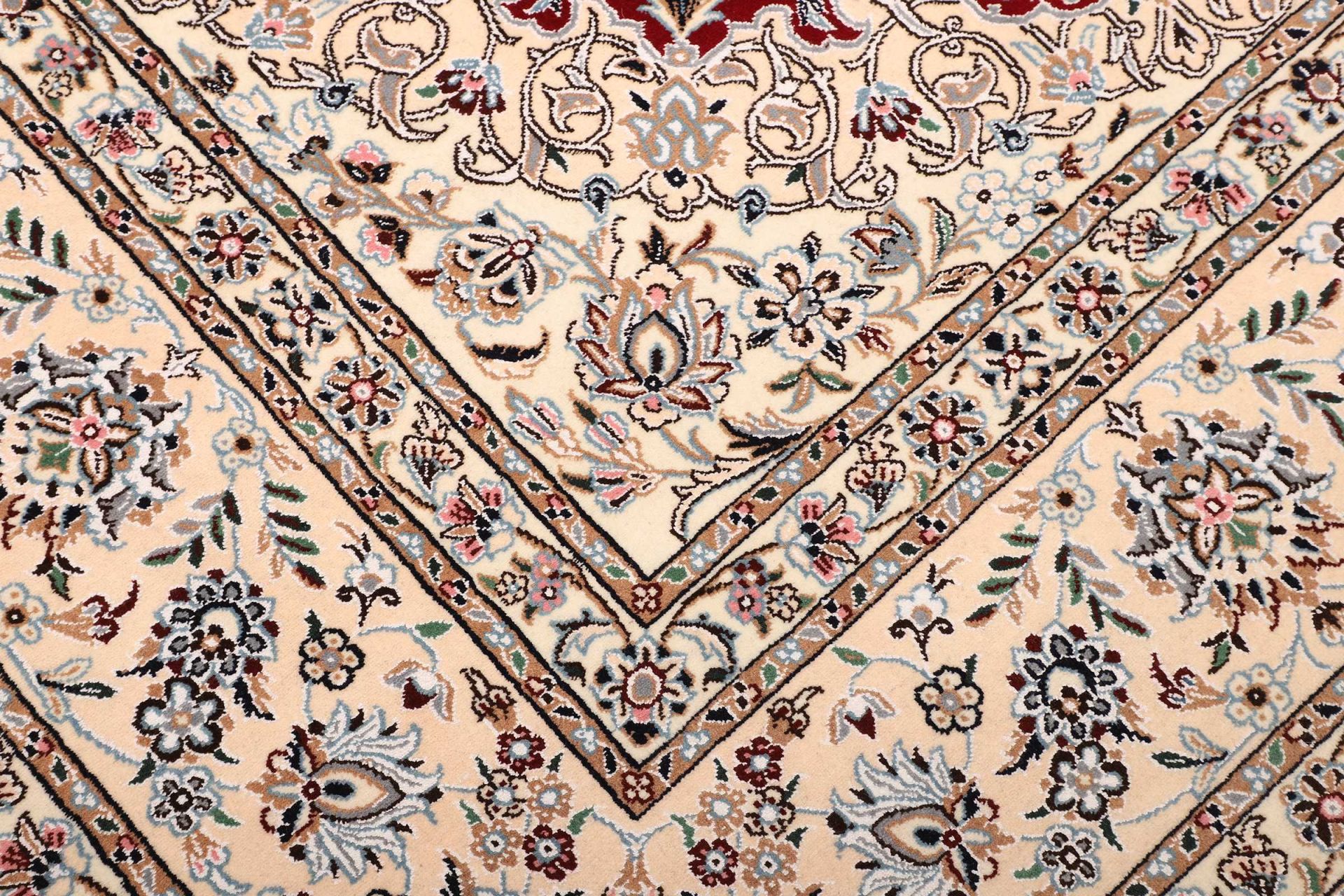 Nain Perserteppich 251 × 357 cm aus Wolle, handgeknüpft
