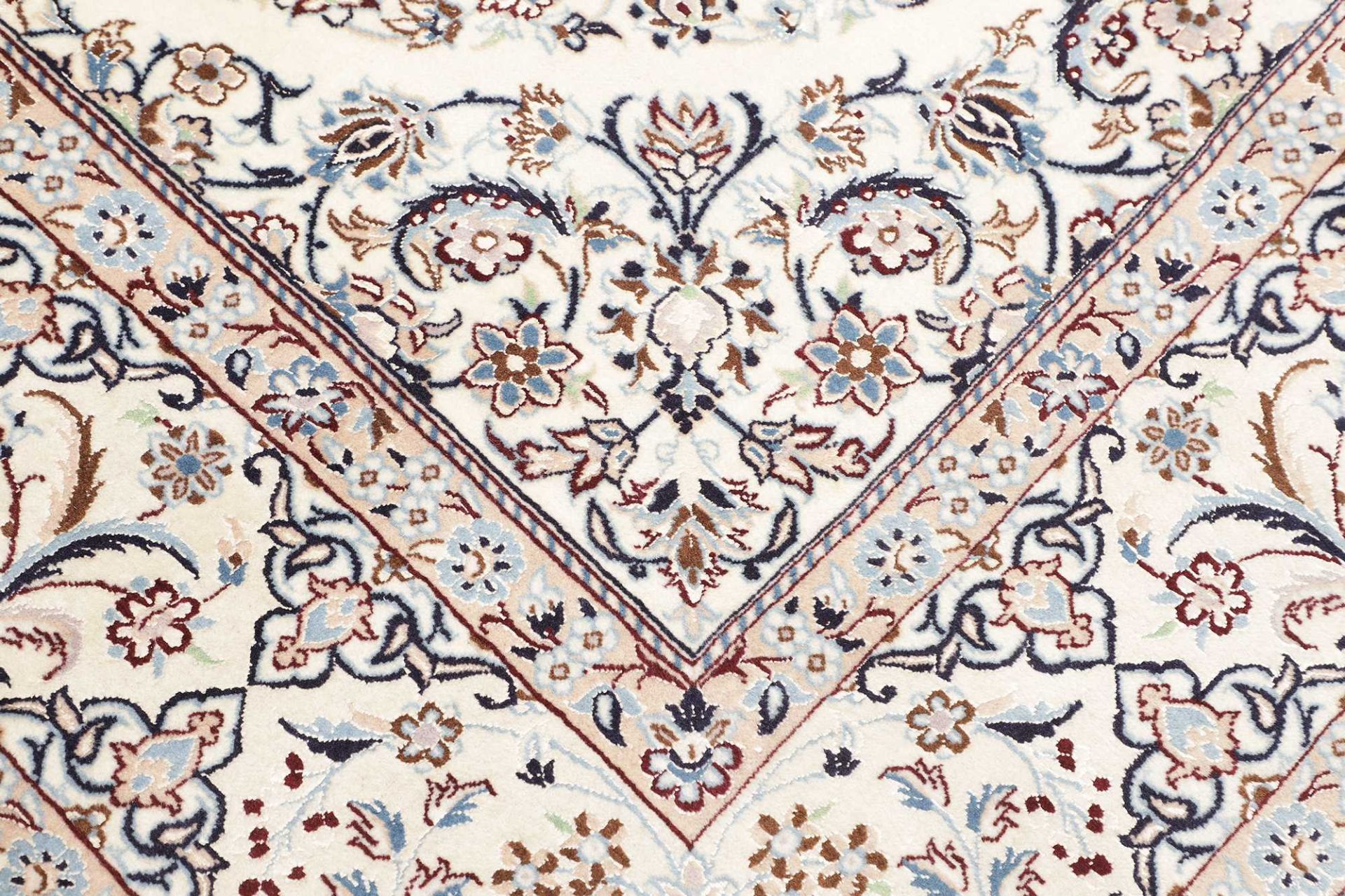 Nain Perserteppich 207 × 307 cm aus Wolle, handgeknüpft