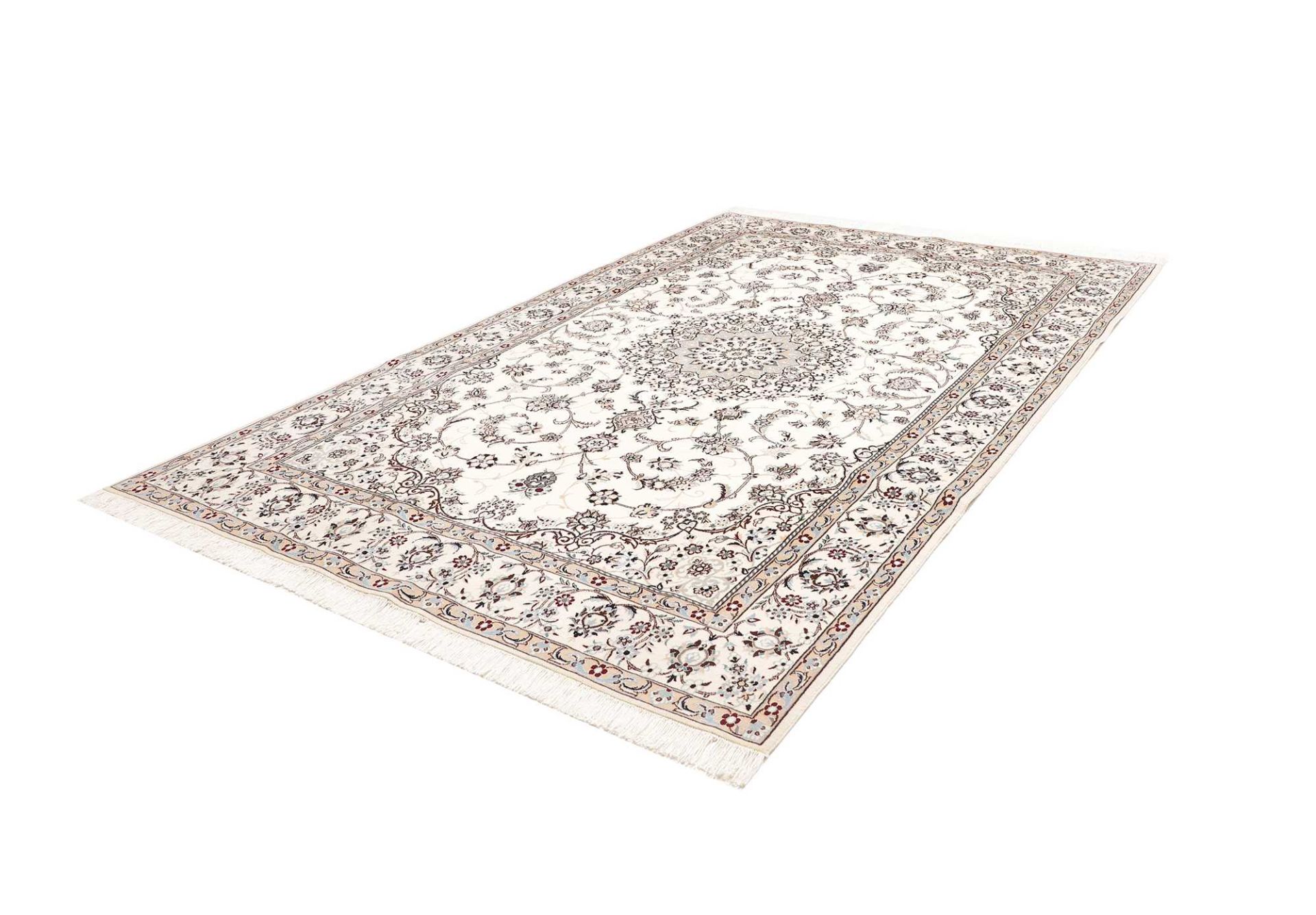 Handgeknüpfter Nain Perserteppich 209 × 311 cm