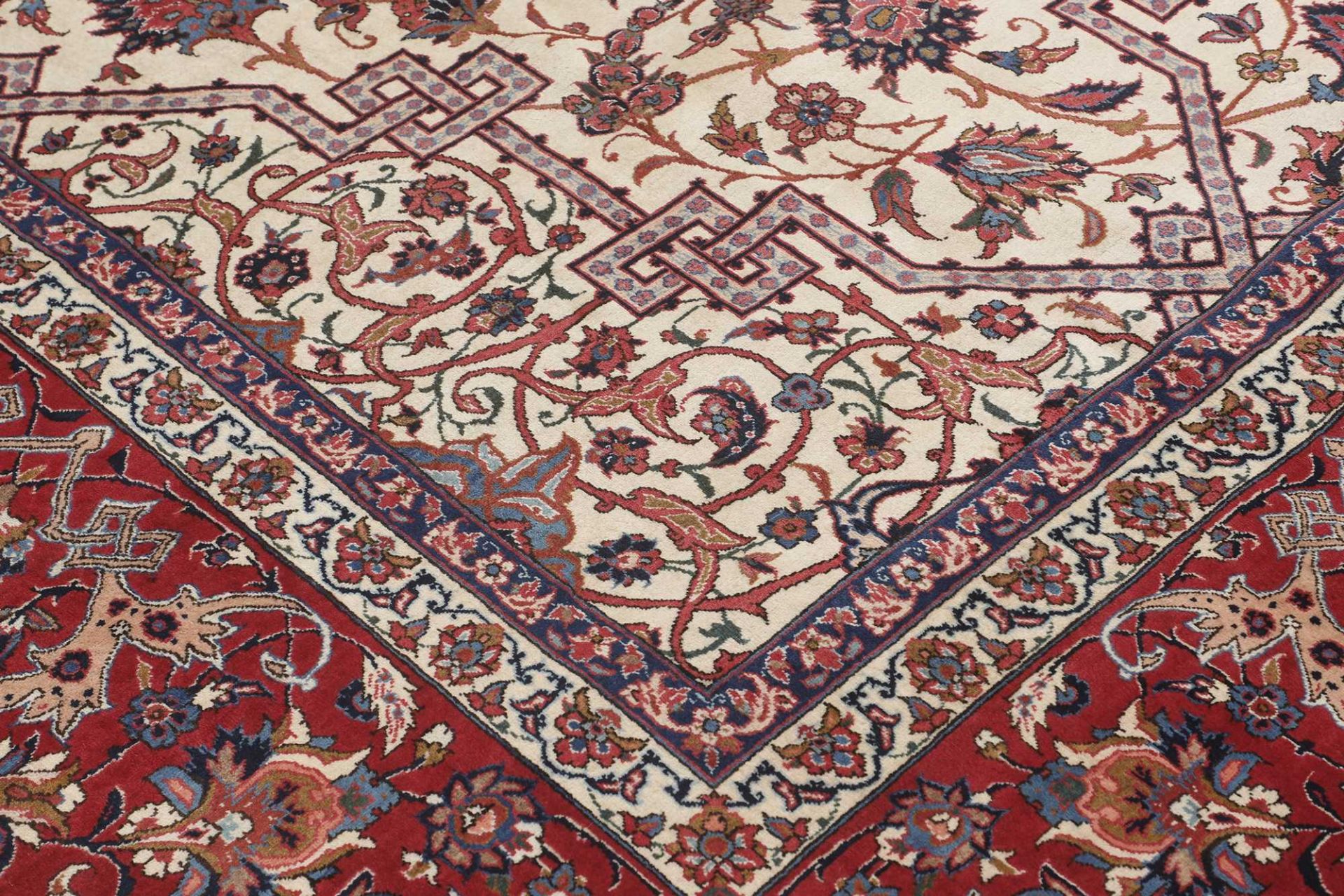 Handgeknüpfter Isfahan Perserteppich 369 × 523 cm