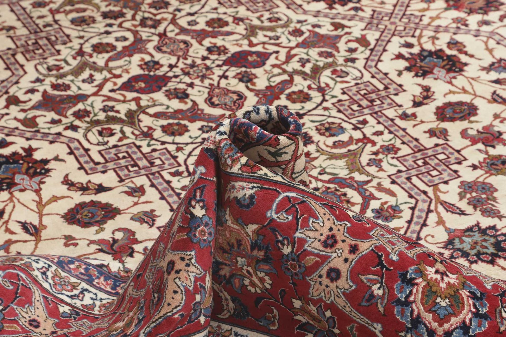 Handgeknüpfter Isfahan Perserteppich 369 × 523 cm
