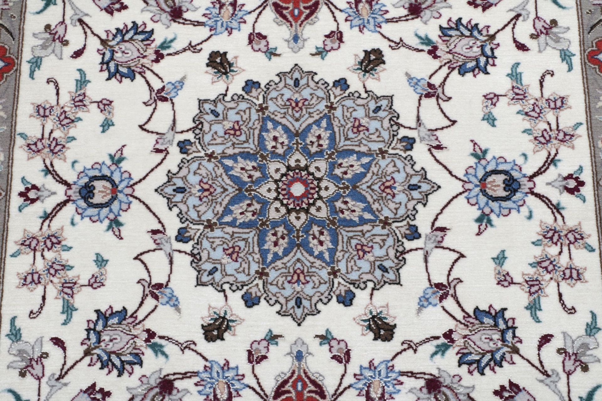 Handgeknüpfter Isfahan Perserteppich 75 × 232 cm